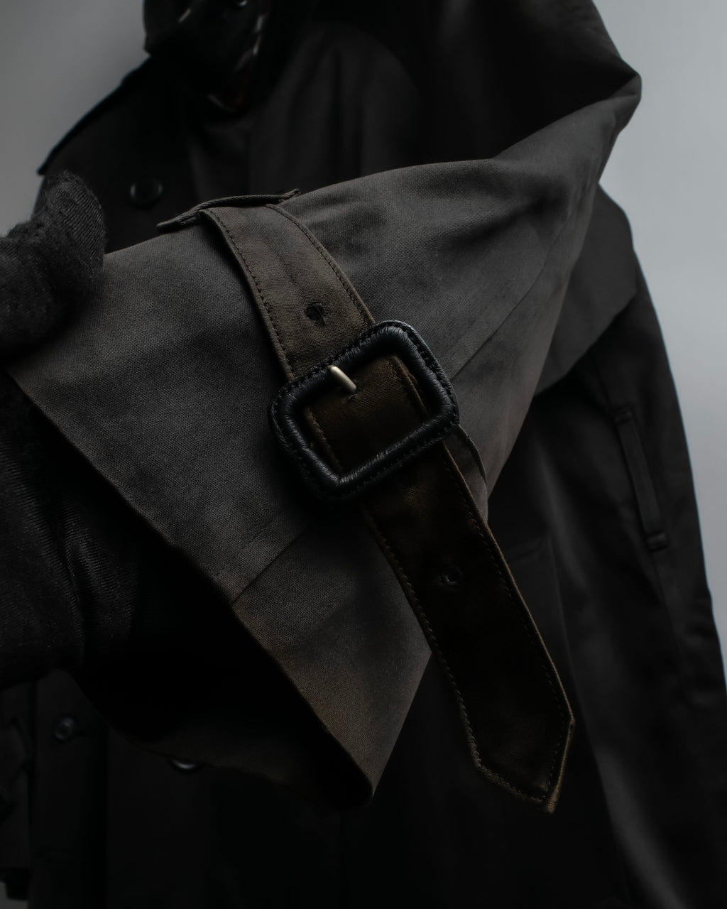 "BURBERRYS" Traditional detail double-breasted stand color trench coat