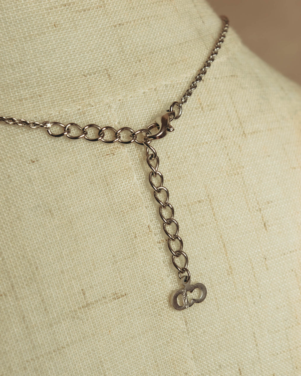 "Christian Dior" 80's-90's Rhinestone oval pendant necklace