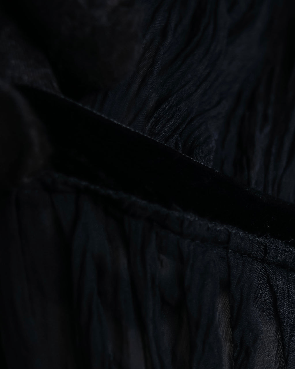 "PRADA" Gathered ribbon design puff sleeve dress