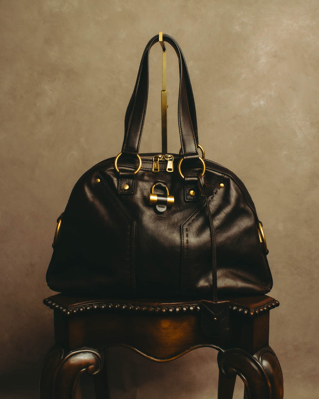 -SPECIAL- “Yves Saint Laurent” 00’s-10’s Muse leather handbag