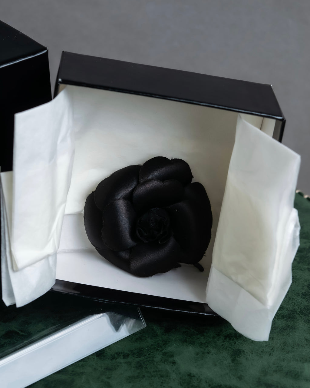 "CHANEL" Black camellia motif brooch
