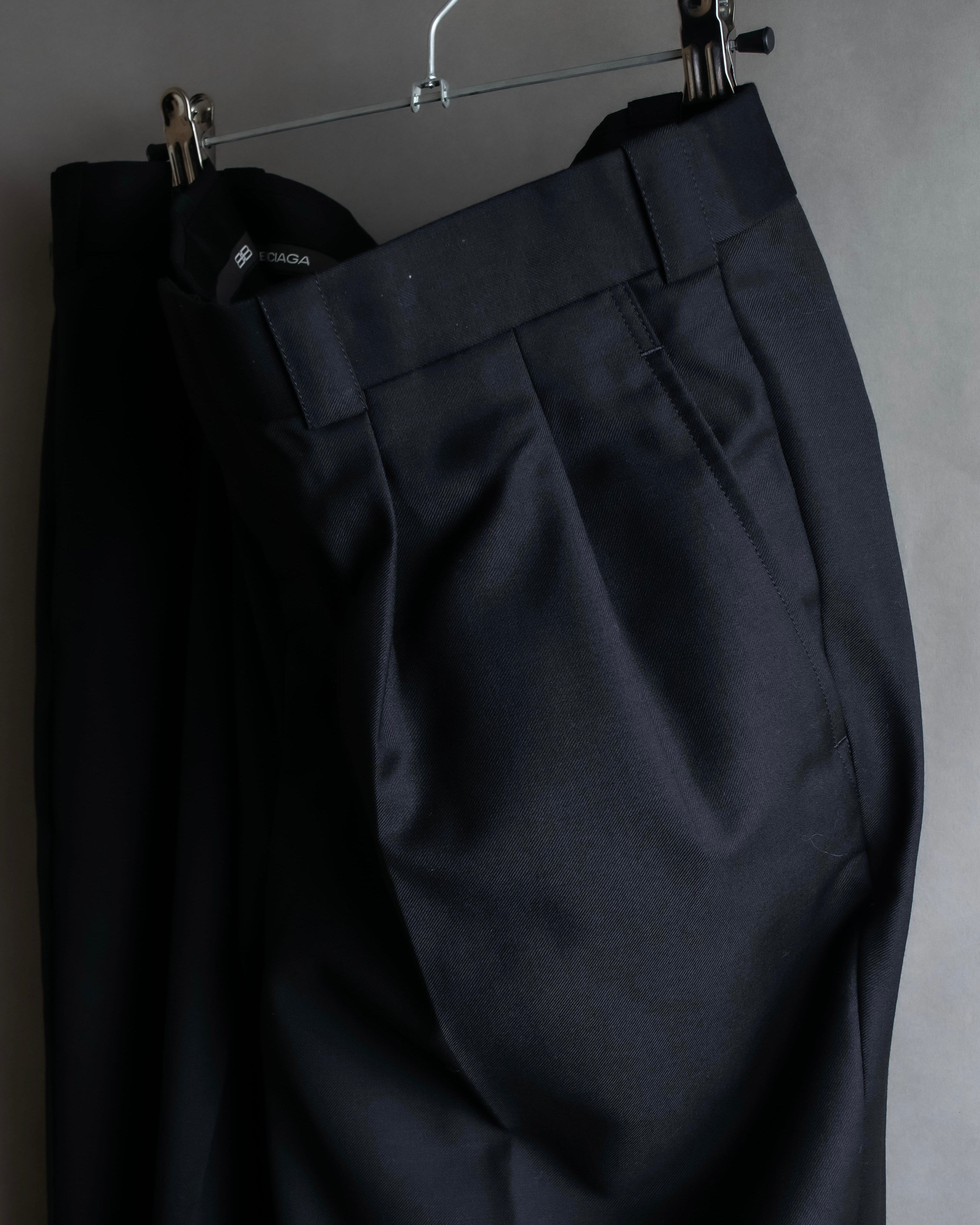 "BALENCIAGA" Taylor & Lodge tailoring wool three-piece set