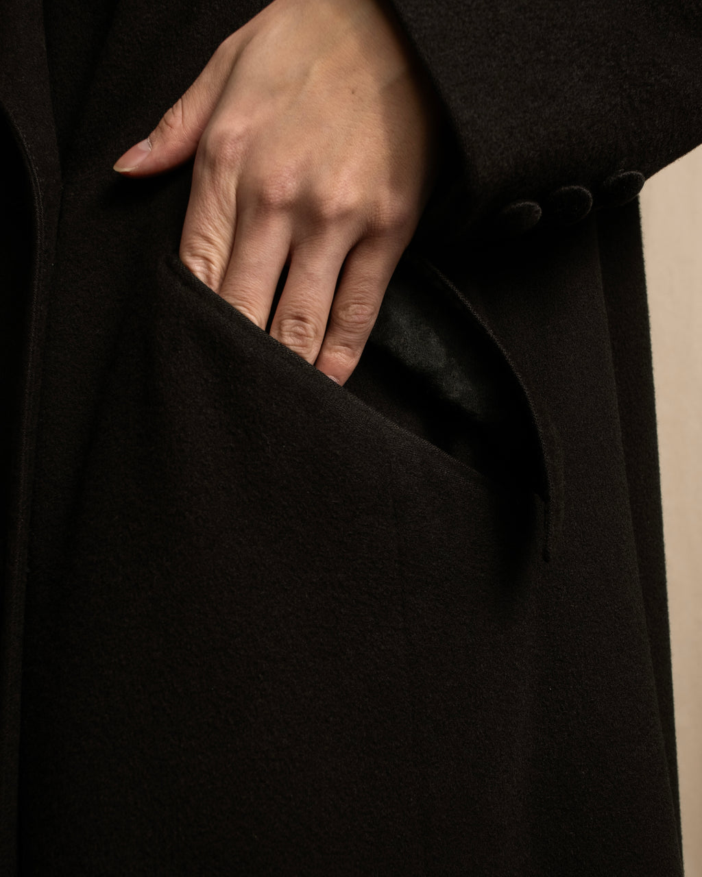 "Aquascutum" Elegantly tailored double-breasted long chester coat