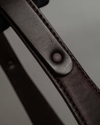 "Salvatore Ferragamo" Swivel crisp closure design leather one-handle bag