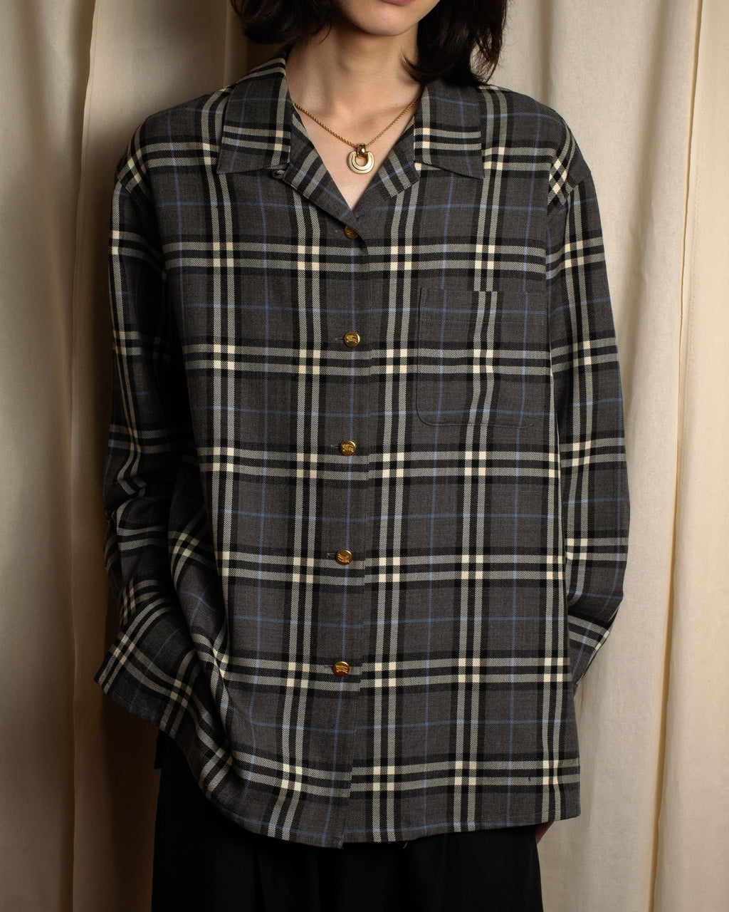 "BURBERRYS" Gold metal button design check pattern wool shirt