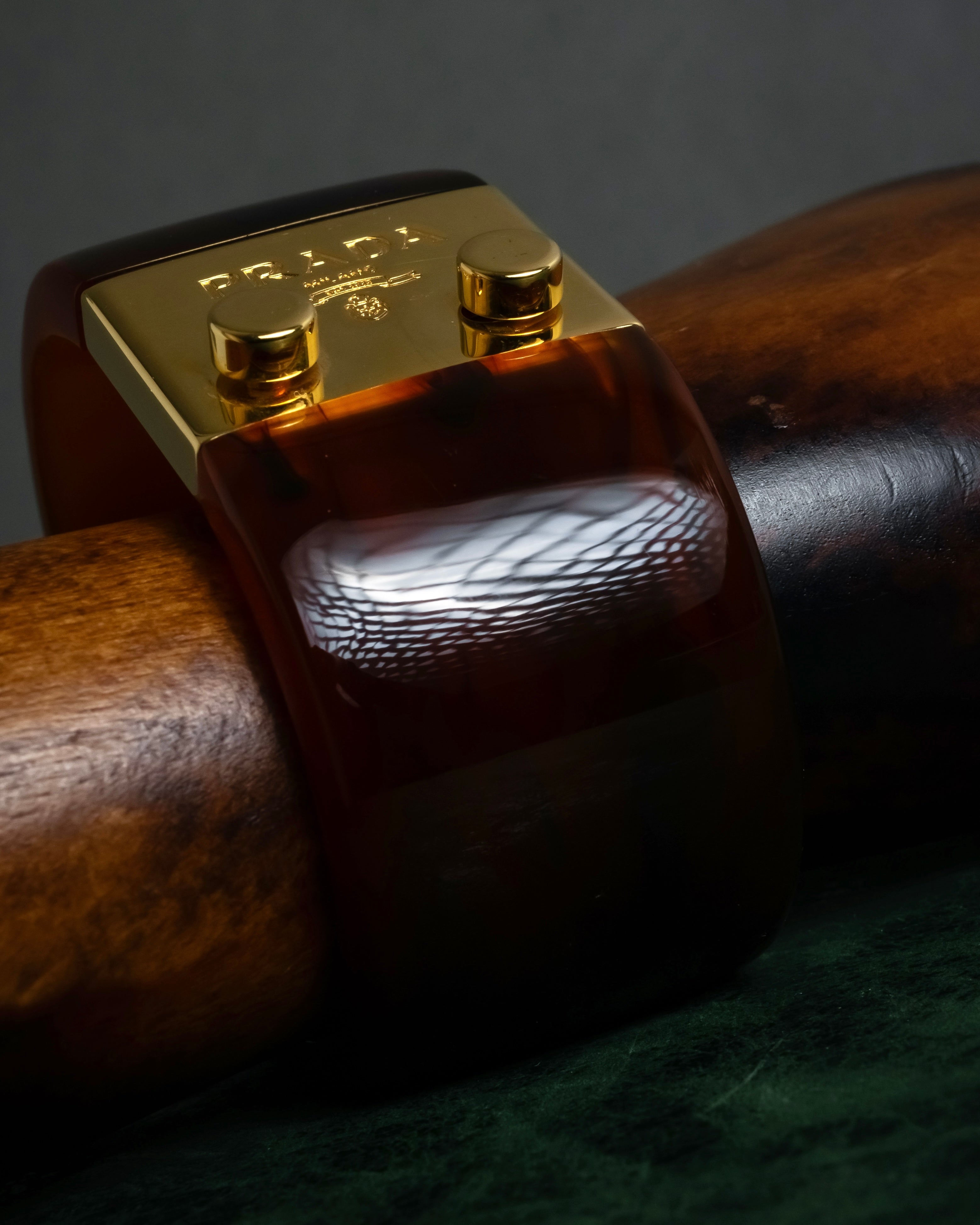 -MOOD Christmas Collections-
"PRADA" Miuccia Prada design tortoiseshell architectural bangle