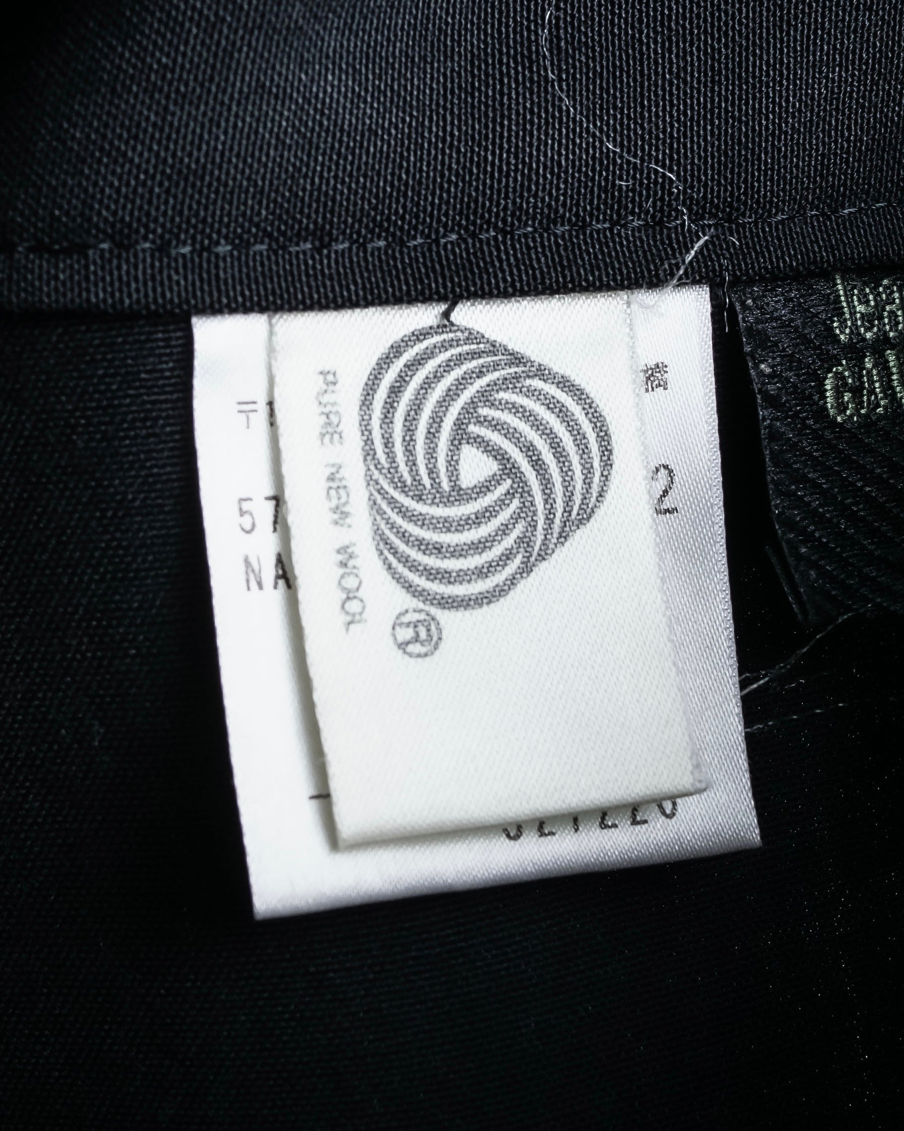 "JEAN PAUL GAULTIER FEMME"
 High-waisted straight draping slacks