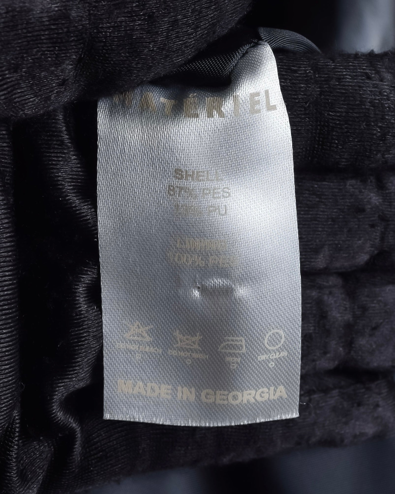 "MATÉRIEL TBILISI" Draped belted synthetic leather long jacket