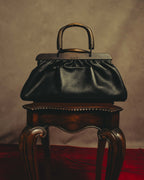 -SPECIAL- “GUCCI“ 90’s-00’s Structured frame gathered leather handbag