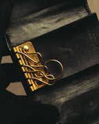 “Yves Saint Laurent” 00’s-10’s Y-Mail patent leather key case