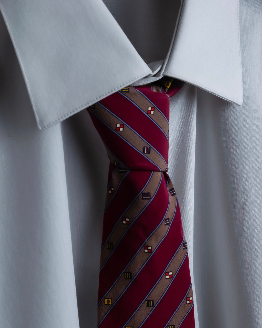 "GUCCI" Burgundy color diagonal stripe silk neck tie