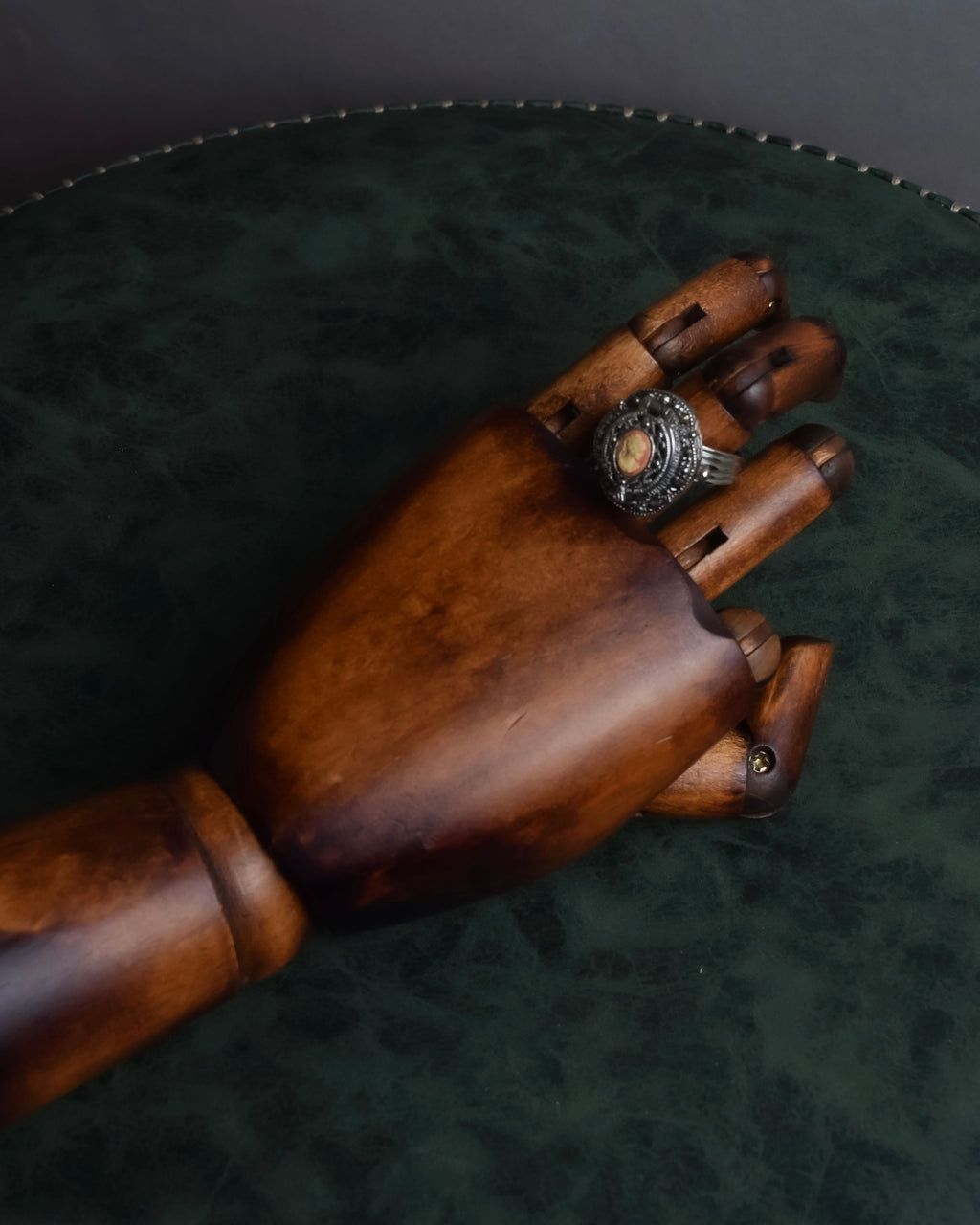 "Victorian cameo locket ring watch"