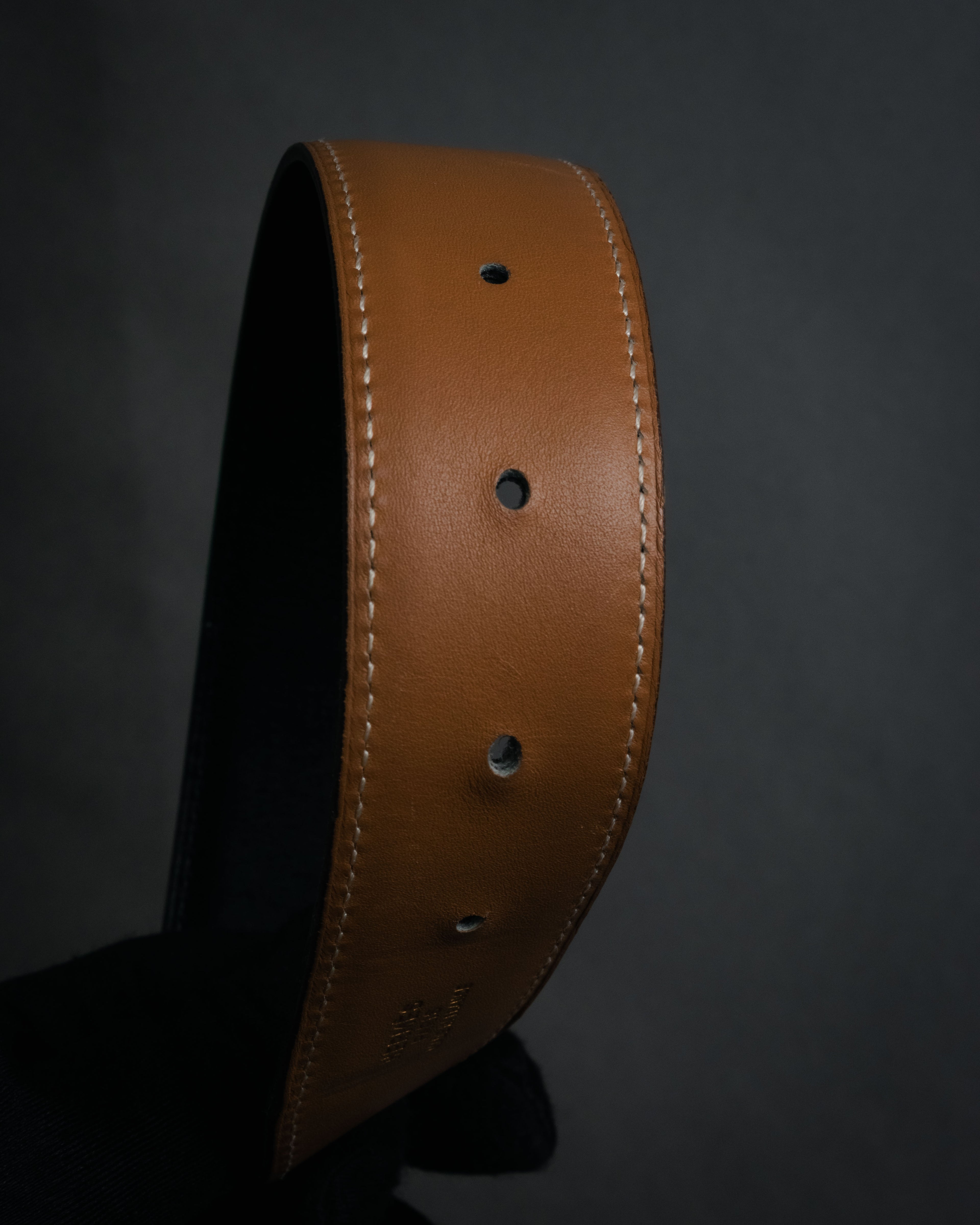 “HERMÈS” 90’s Horsebit leather belt