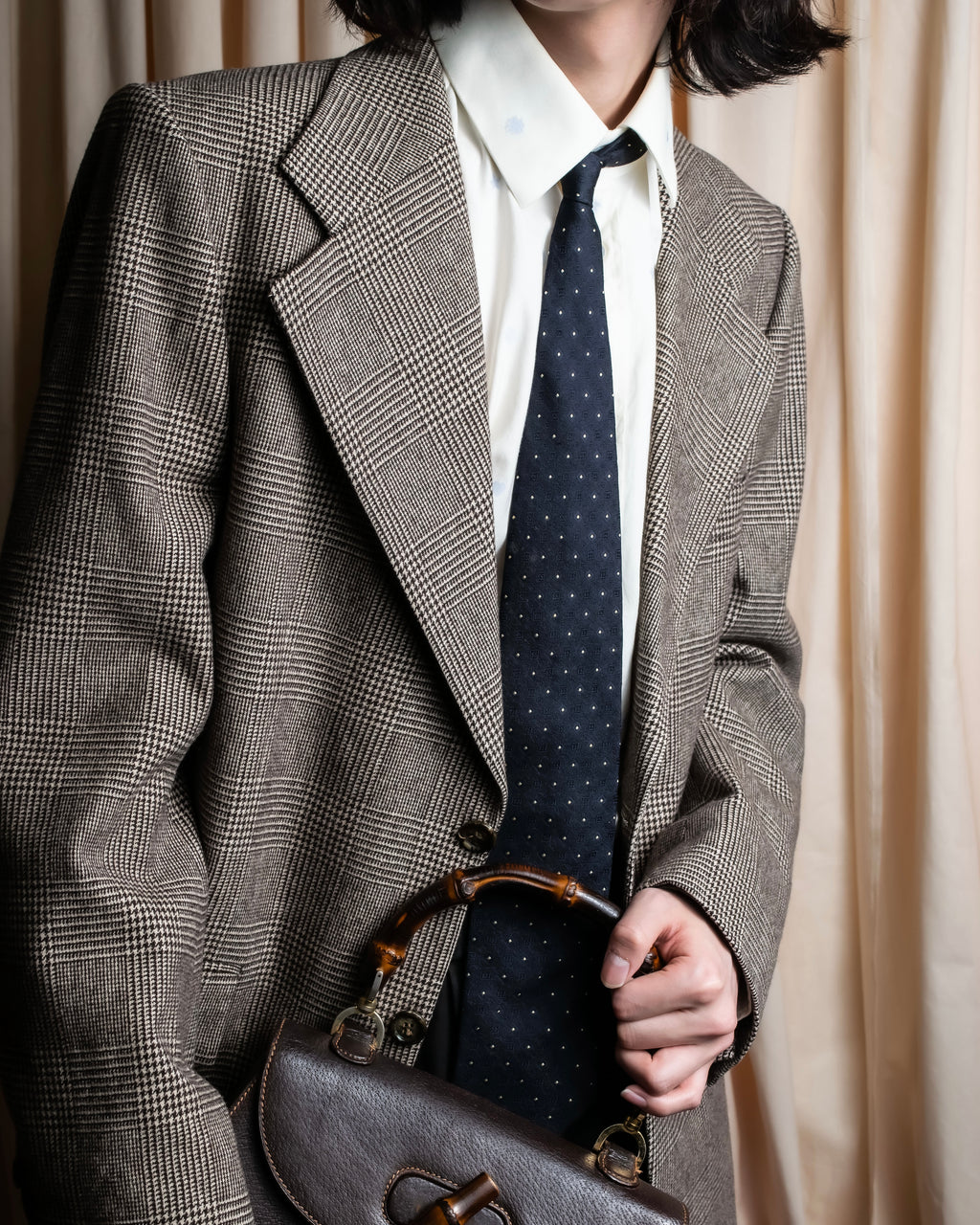 "COMME des GARCONS HOMME"
Square dot jacquard necktie