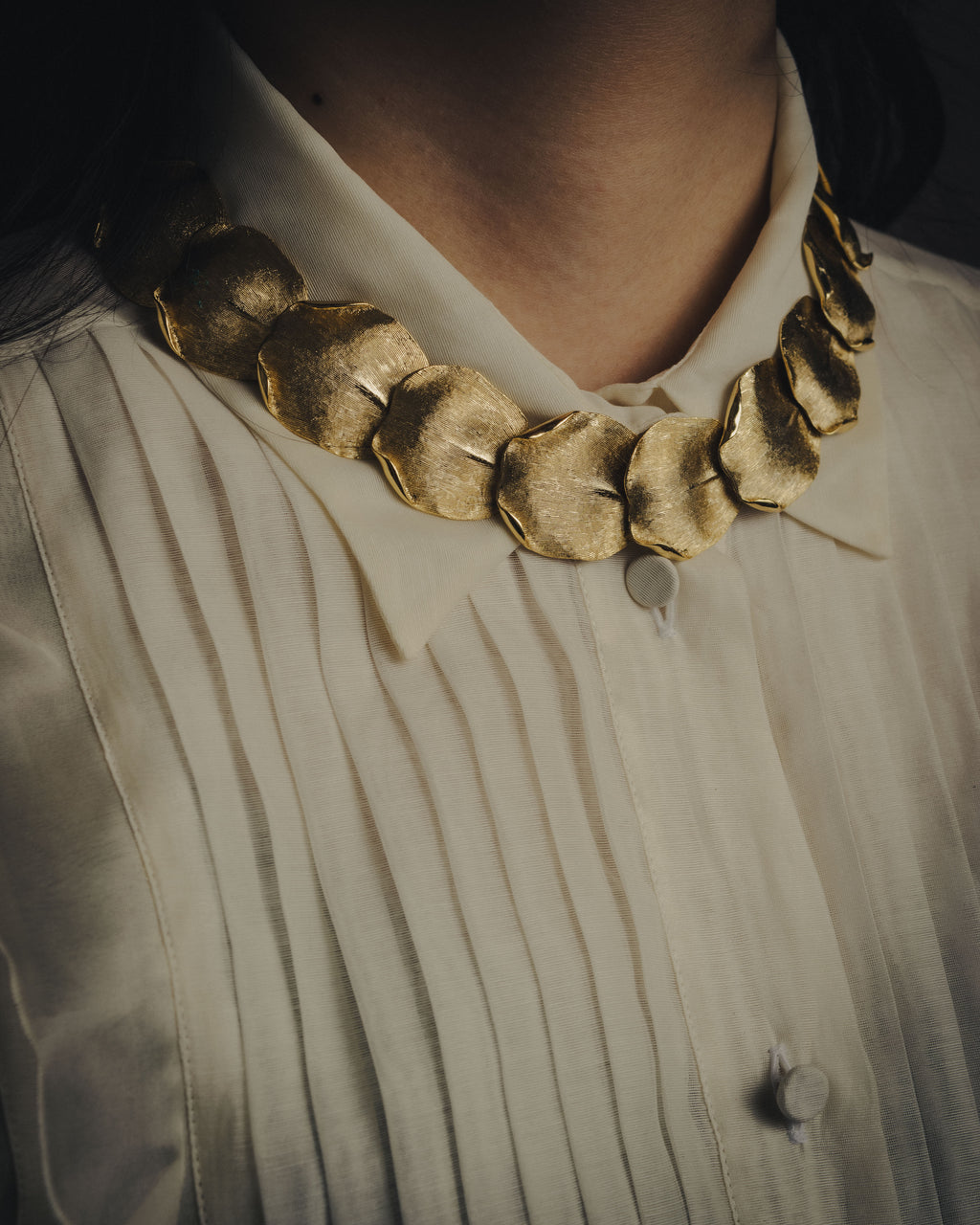 -SPECIAL- “BALENCIAGA” 2000-2012 Ghesquière era sculptural petal necklace