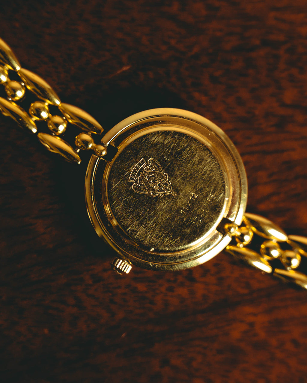 –SPECIAL– "GUCCI" 80's-90's Elegant gold tone wristwatch