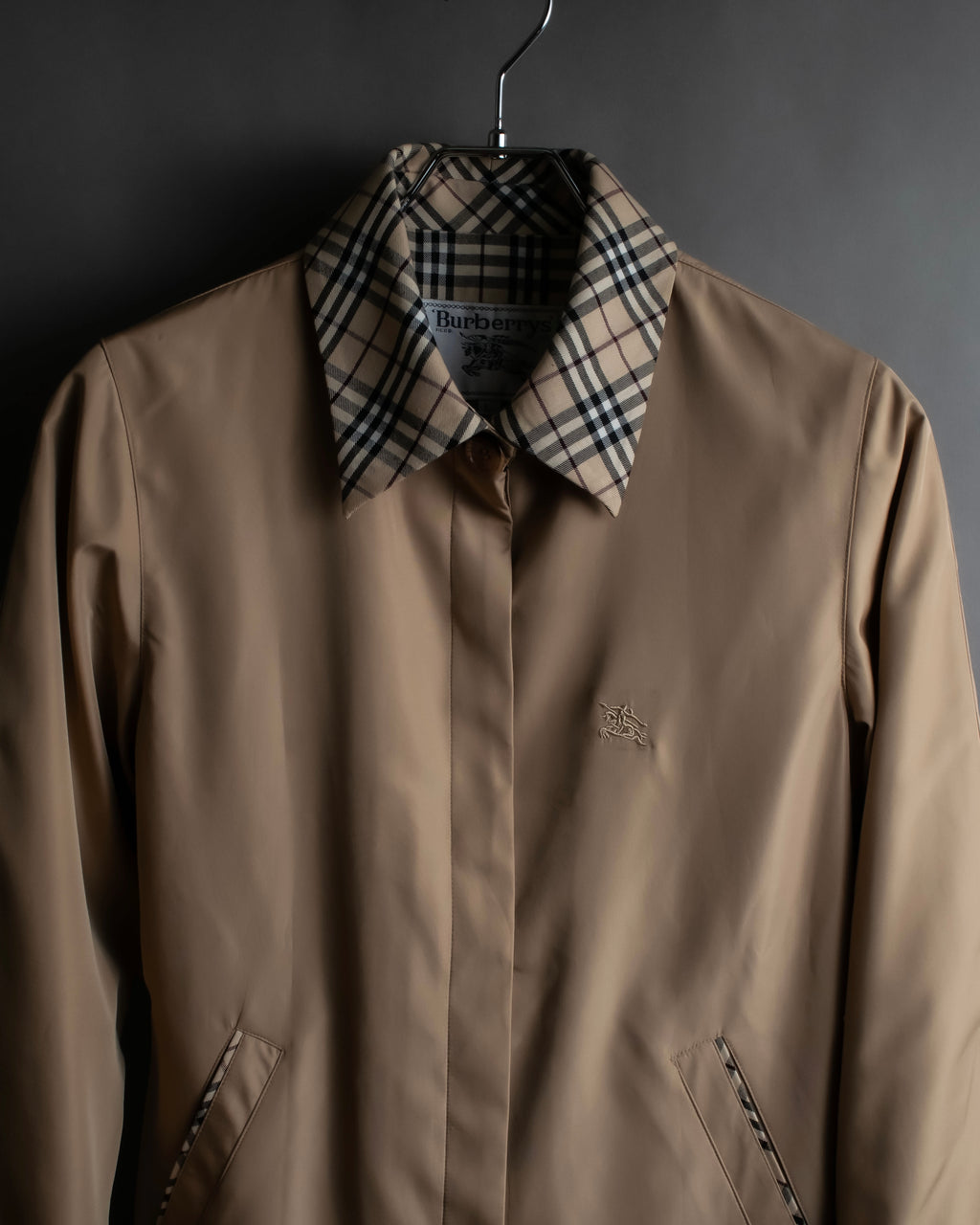"BURBERRYS" Check reverse design short blouson