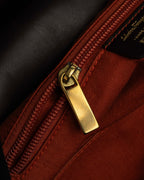 "Salvatore Ferragamo" Swivel crisp closure design leather one-handle bag