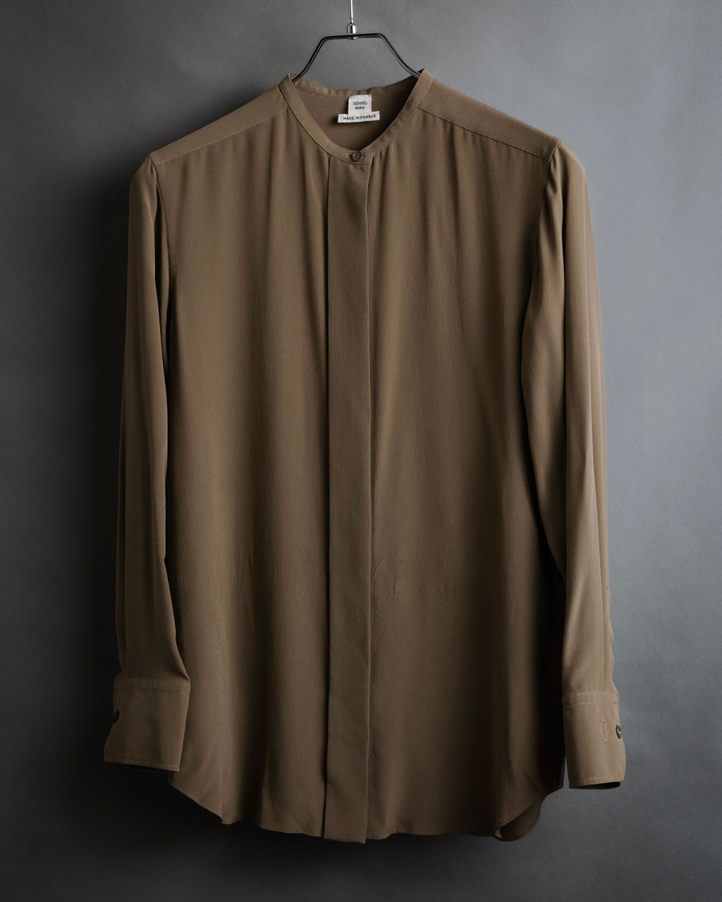 “HERMES” 2018-2024 Minimal band collar silk shirt