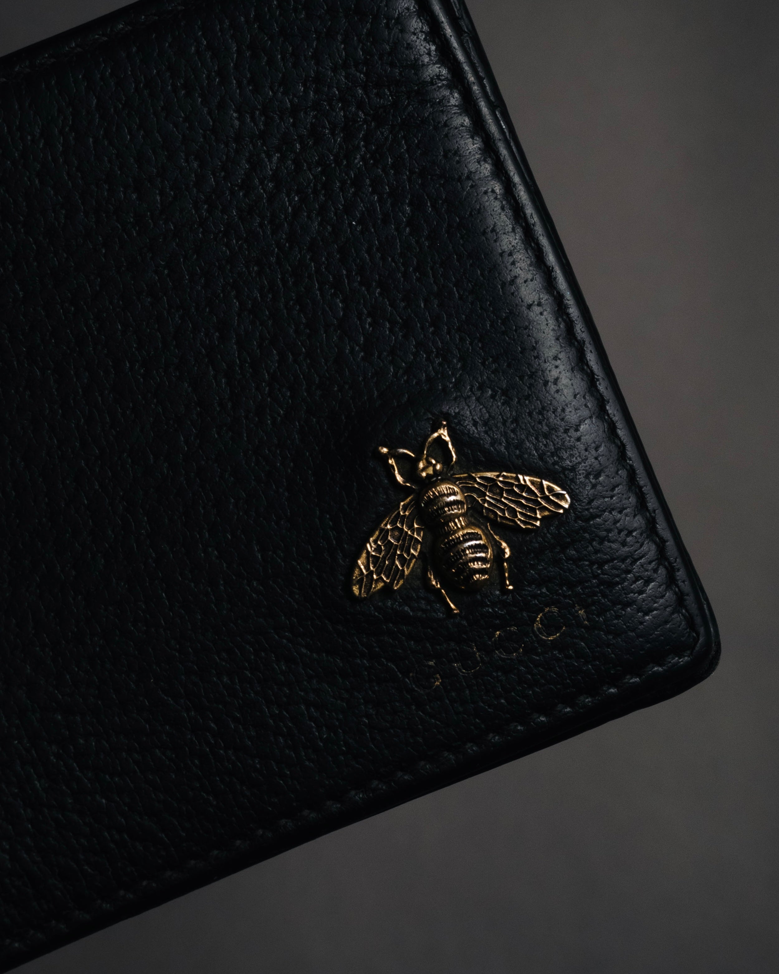 "GUCCI" 10’s-20’s Bee motif bi-fold leather wallet