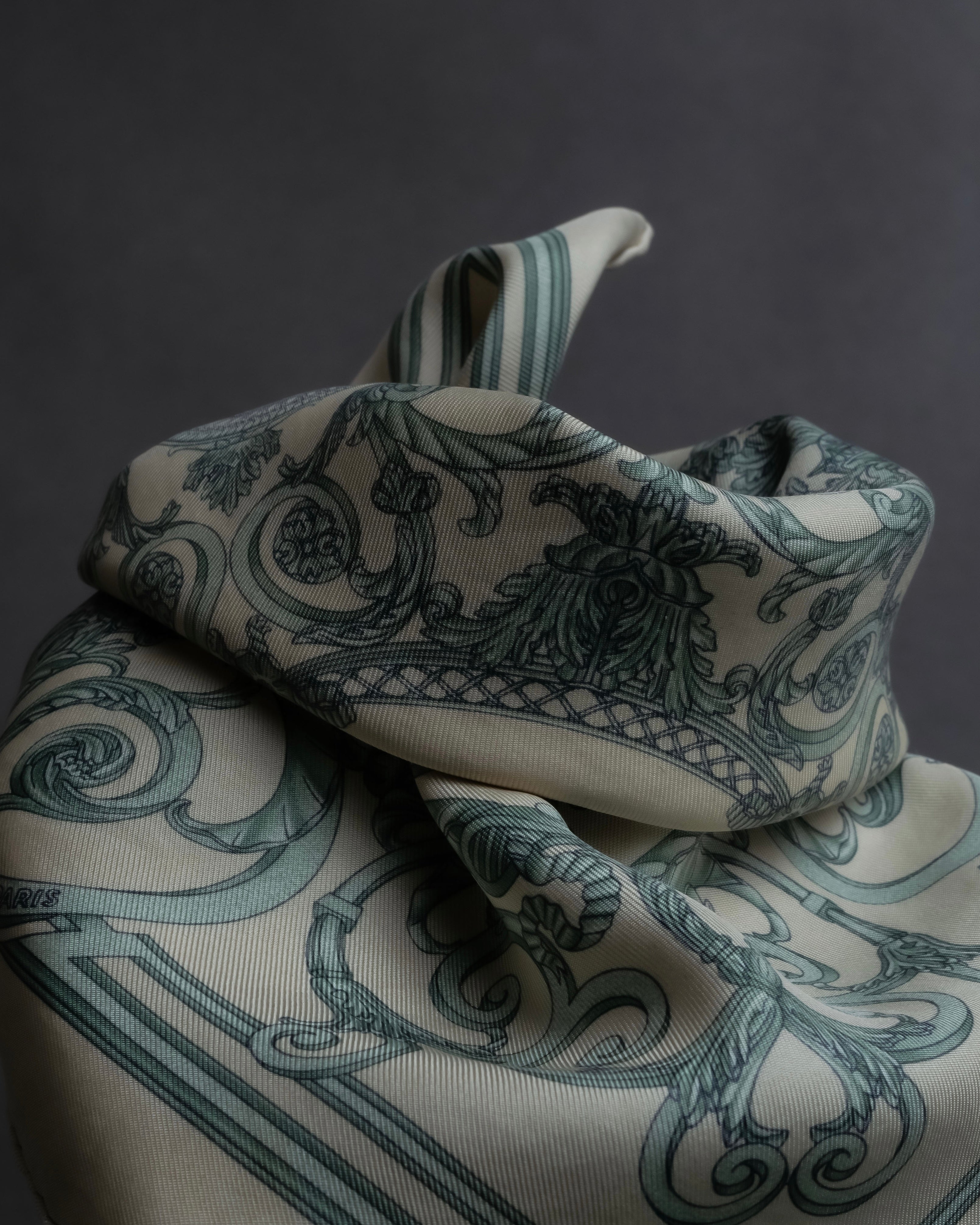 "HERMES" Petit Carre 45 LES TUILERIES silk scarf