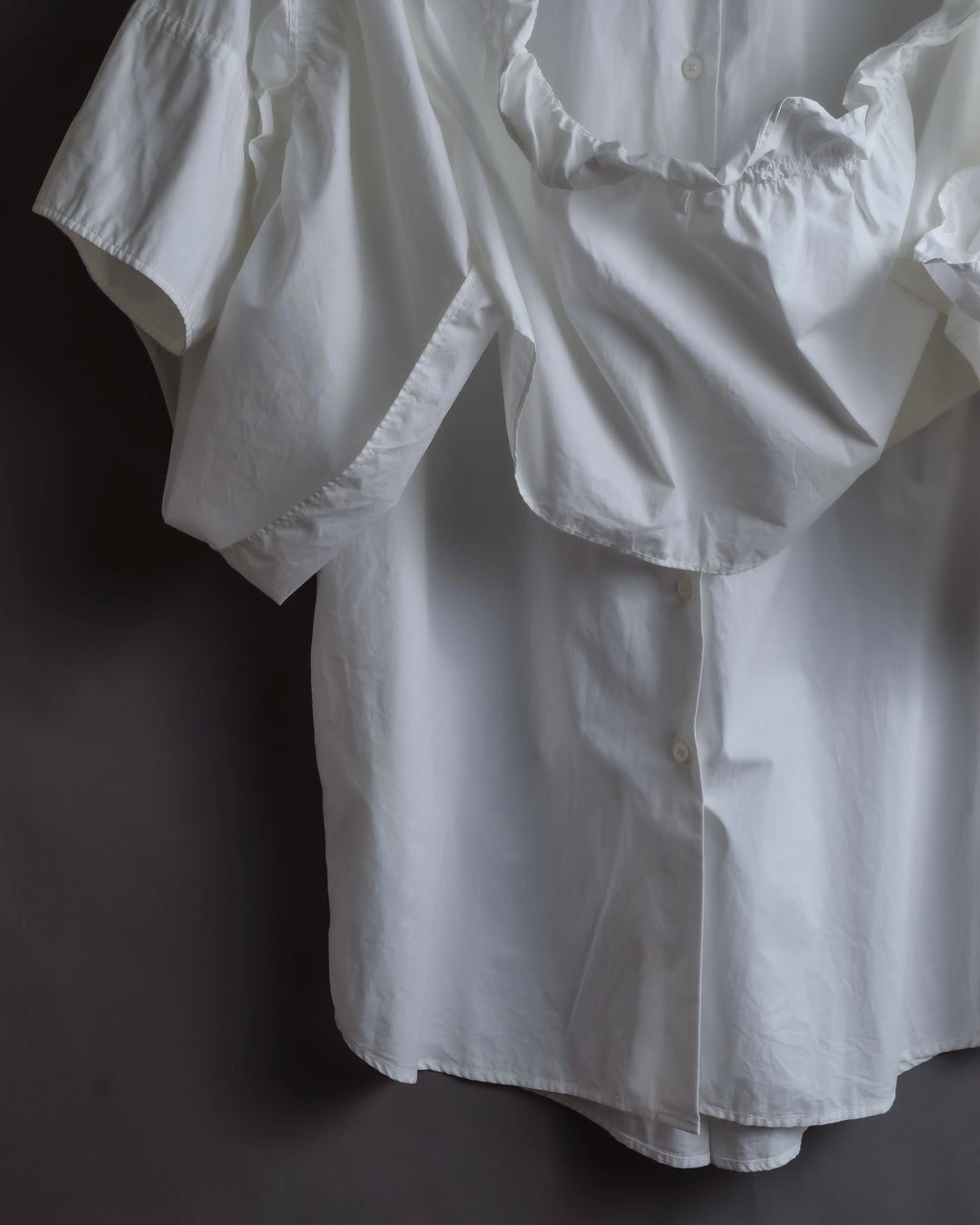 "MM6 MAISON MARGIELA" 20SS Frilled overlay cotton hybrid shirt