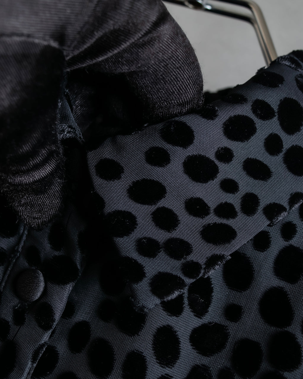 "EMPORIO ARMANI" Velvet dot beautiful pleated dress