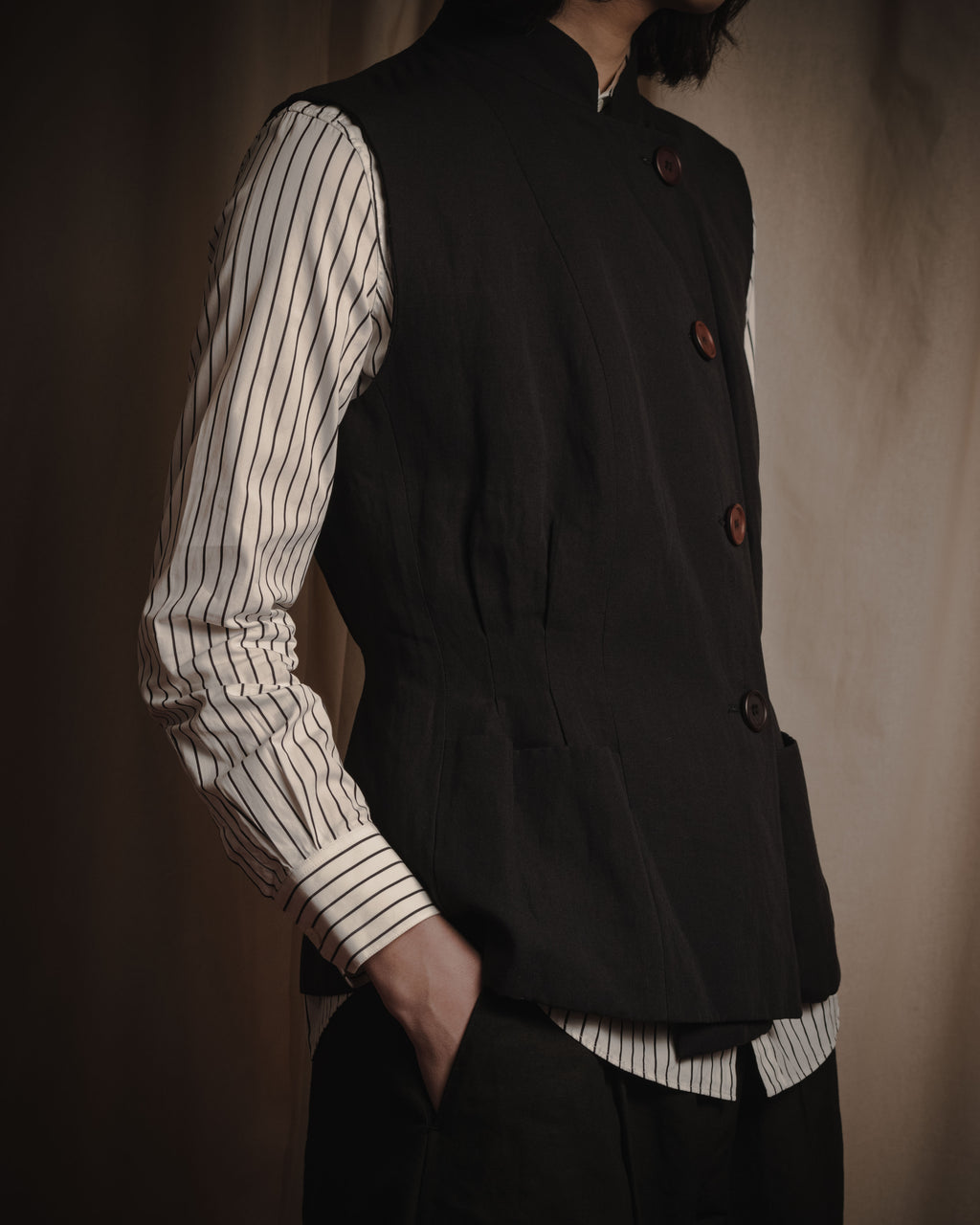 "GIORGIO ARMANI" Early 90s rayon linen asymmetric gilet