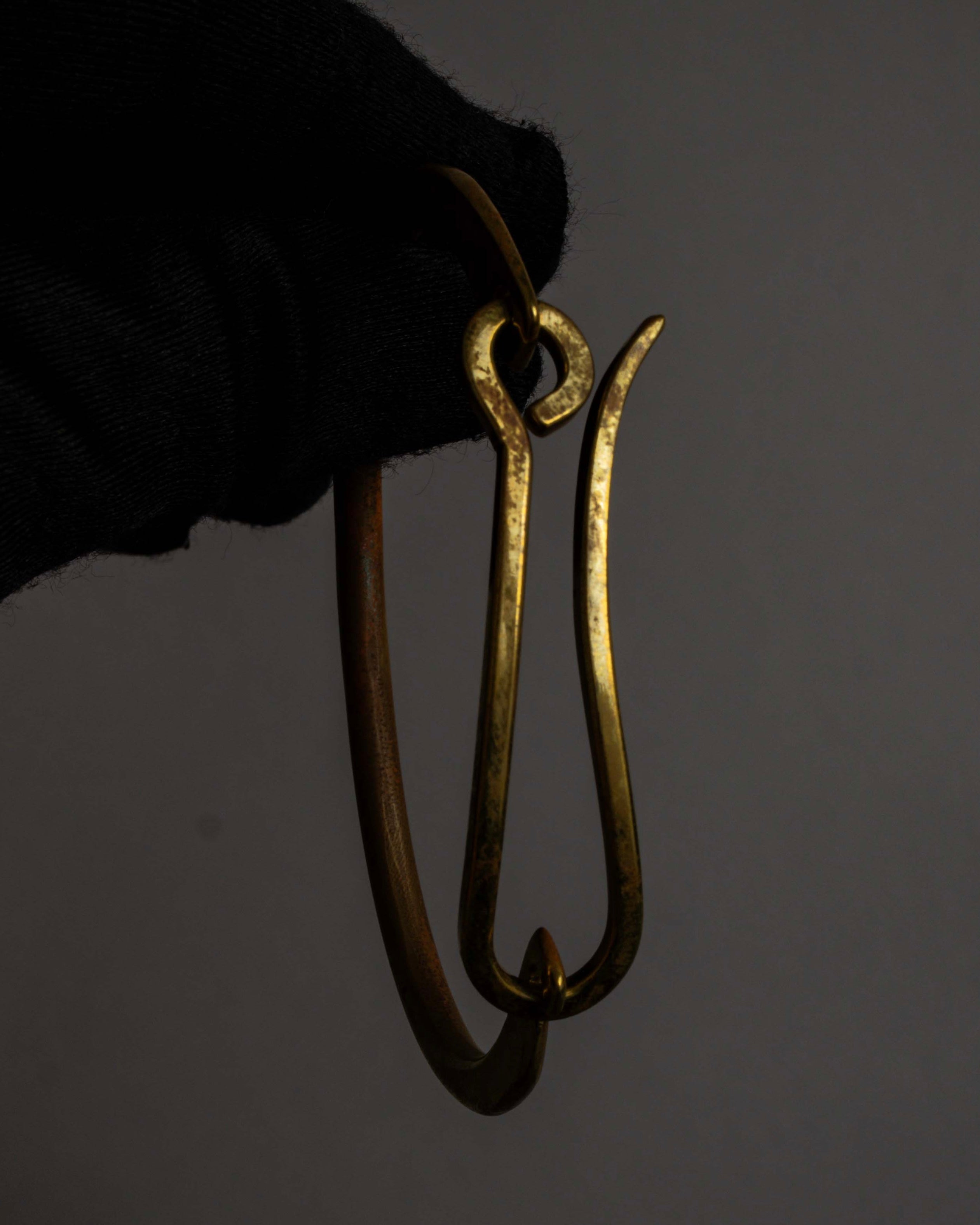 "STUDEBAKER" S-hook curved design gold brass bracelet