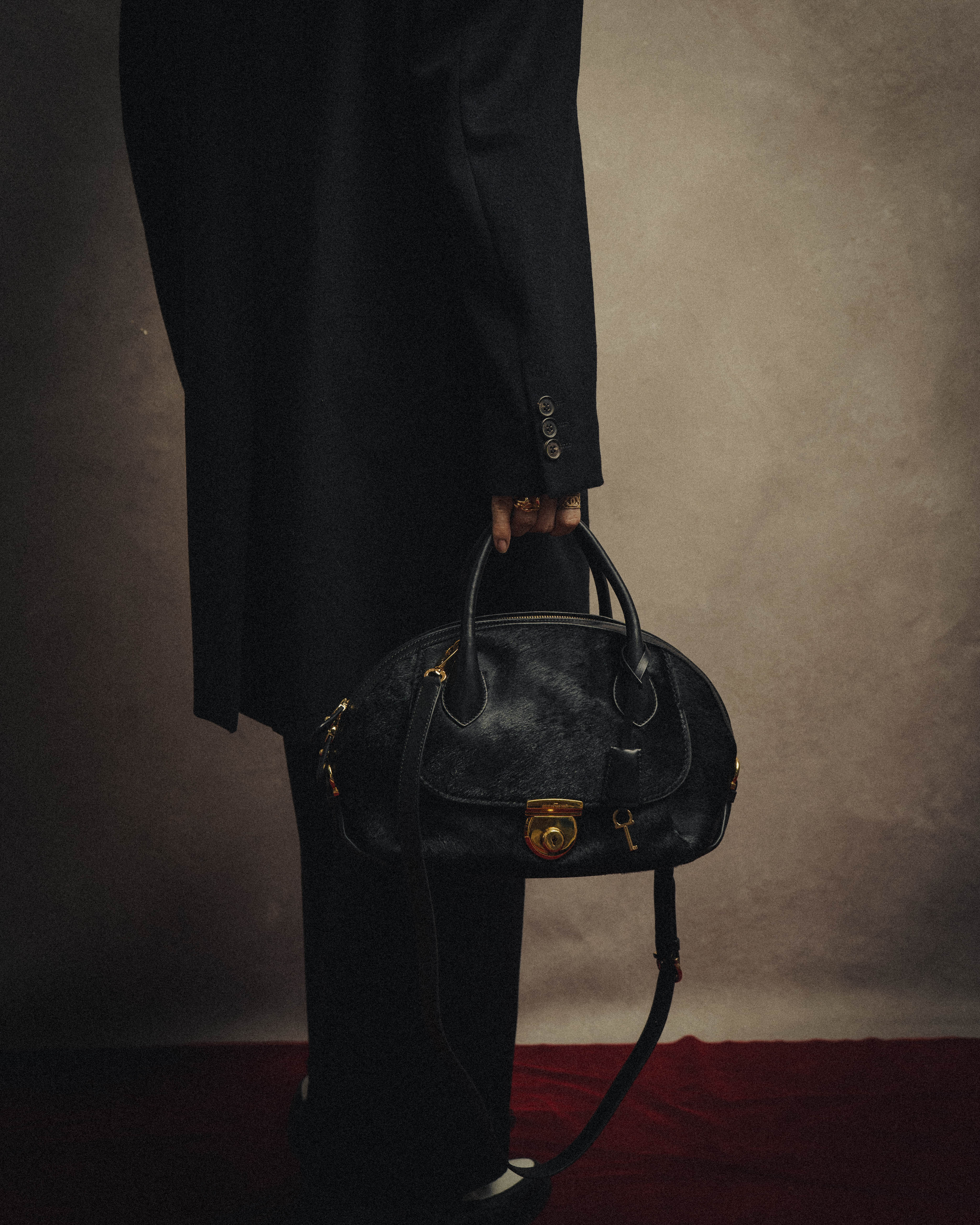 -SPECIAL- “Salvatore Ferragamo“ 90's-00's Gancini pony hair and leather dual-way boston bag