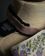 -MOOD Christmas Collections-
"GUCCI" Michele period delicate floral embroidered ribbon tie