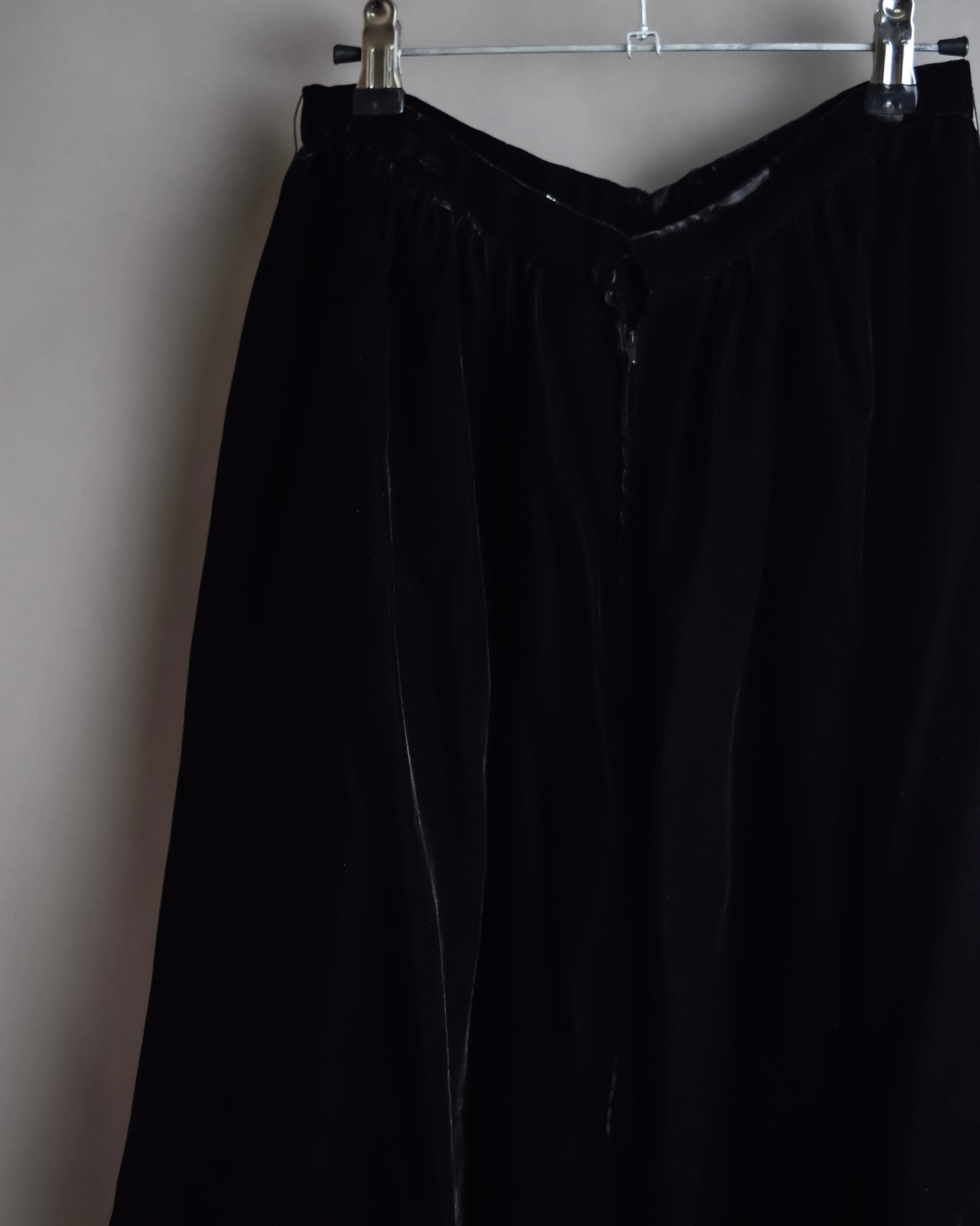 "CELINE" Pleated satin hem velvet flare skirt