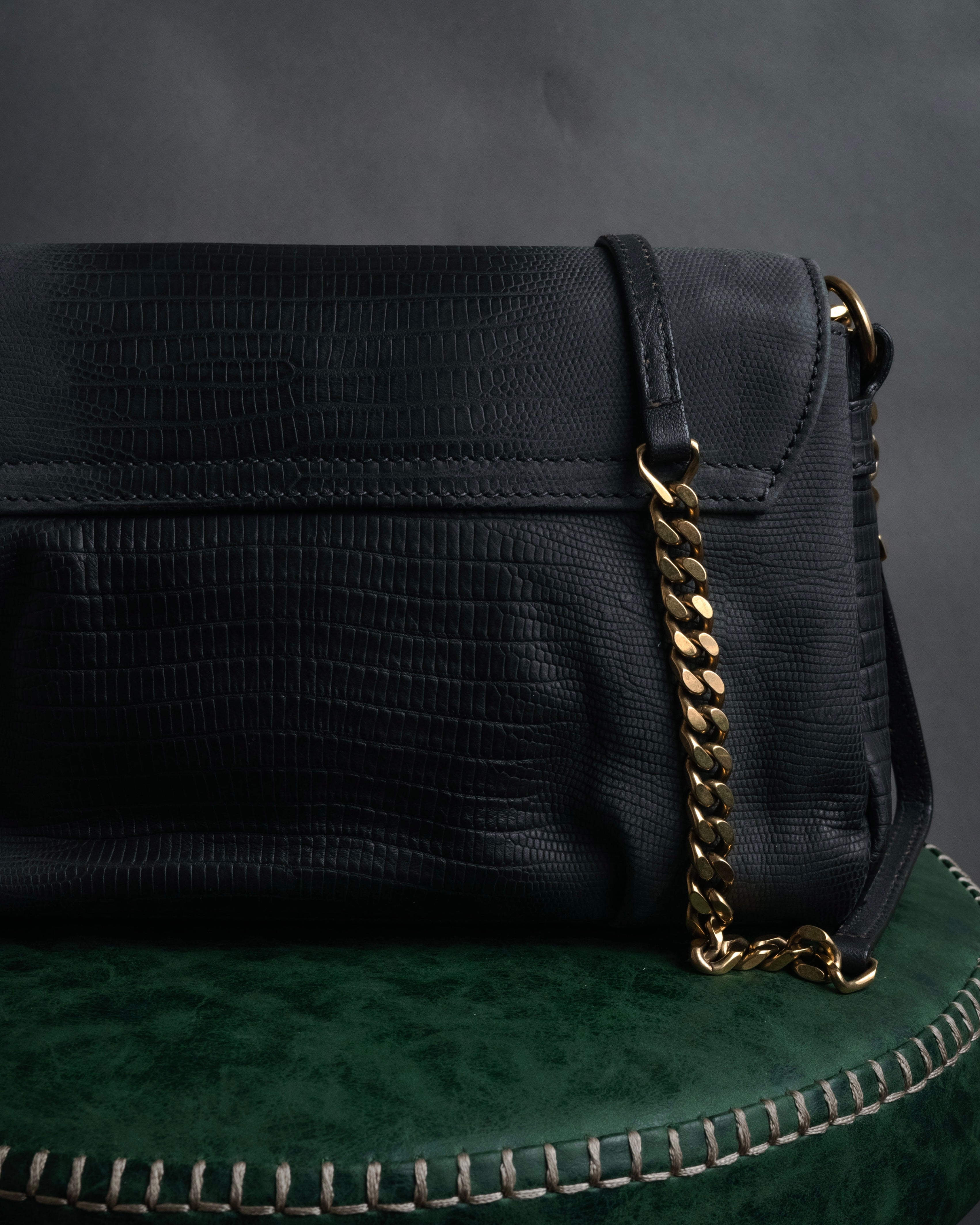 –SPECIAL– “Yves Saint Laurent”
2000’s-2010’s Lizard embossed chain shoulder bag