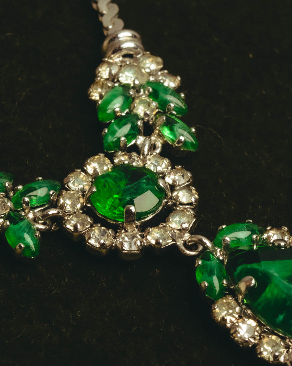 "Christian Dior" 80's-90's Emerald green pendant necklace