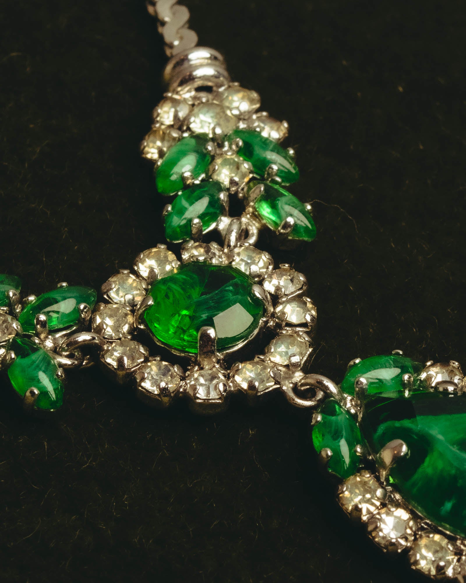 "Christian Dior" 80's-90's Emerald green pendant necklace