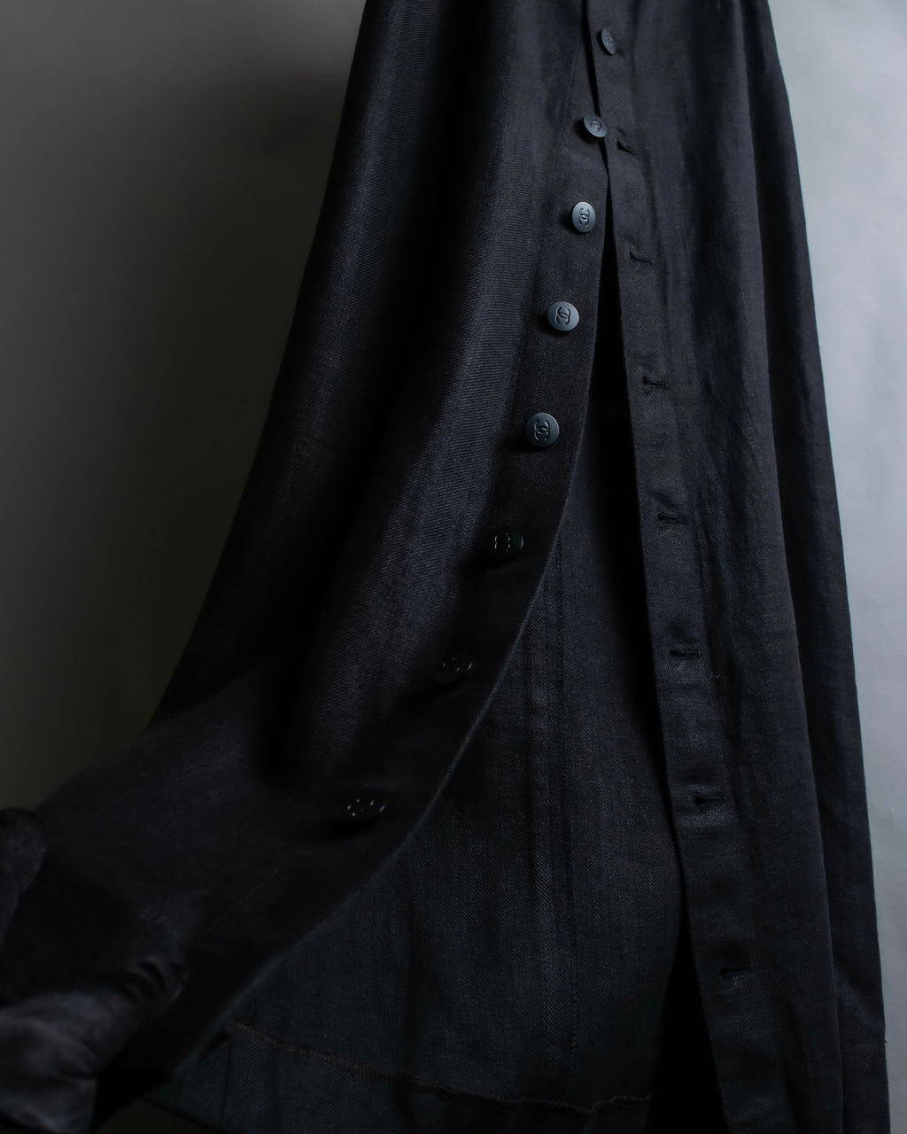 "CHANEL" Back button design flared maxi skirt