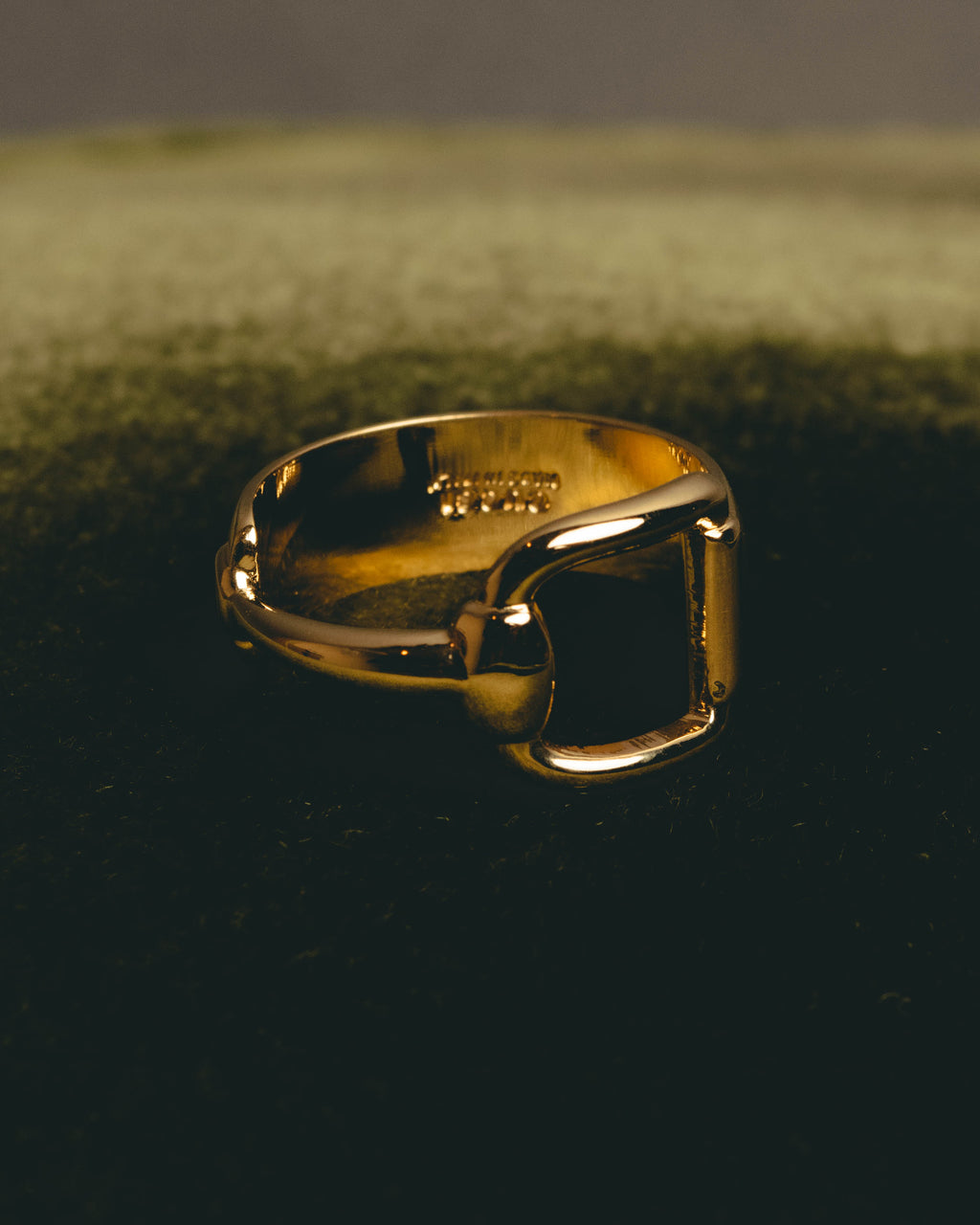 "GUCCI" 80's-00's Iconic horsebit scarf ring