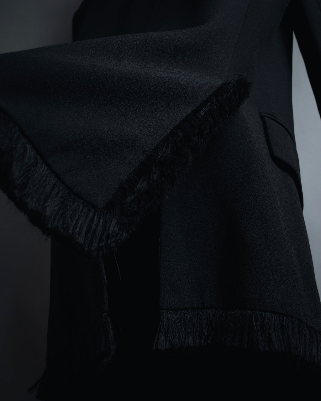 –SPECIAL– "Christian Dior"
98SS fringed peak lapel double breasted jacket