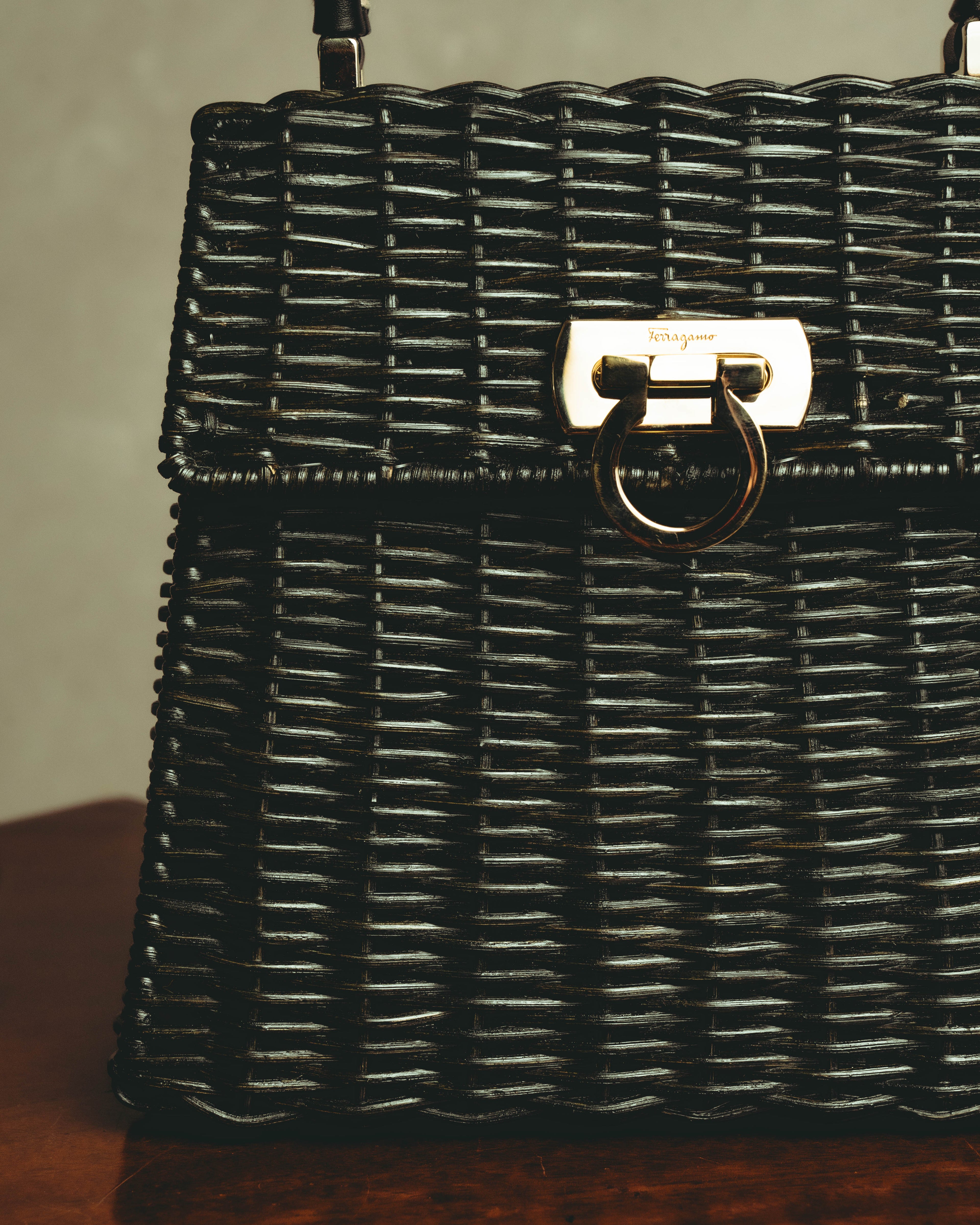 –SPECIAL– "Salvatore Ferragamo" 90's-00's Sculptural basket top-handle handbag