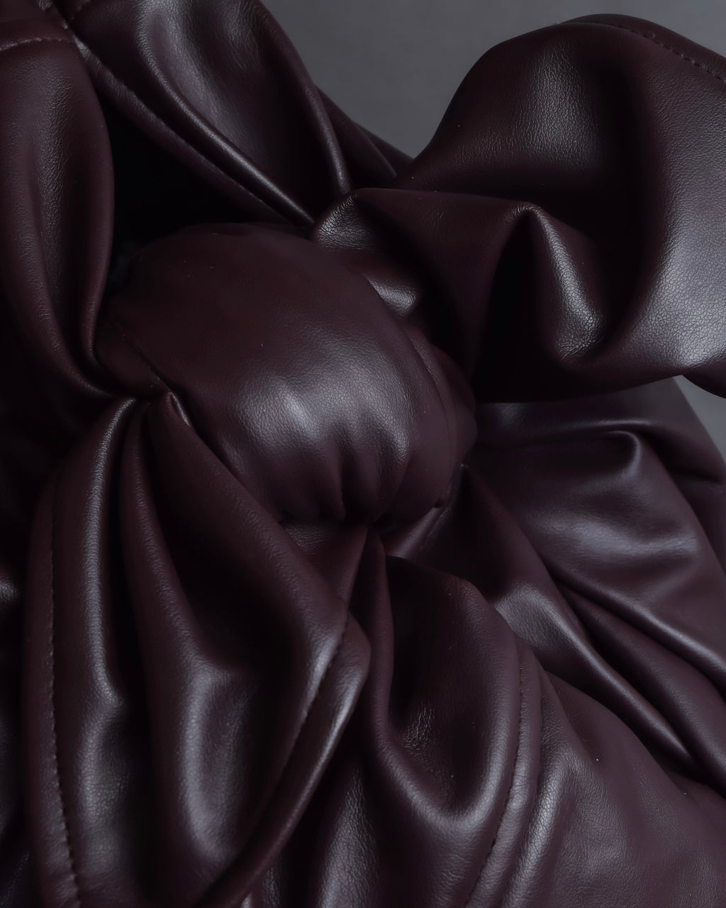 "COMME des GARCONS COMME des GARCONS" Knot drape design leather bag