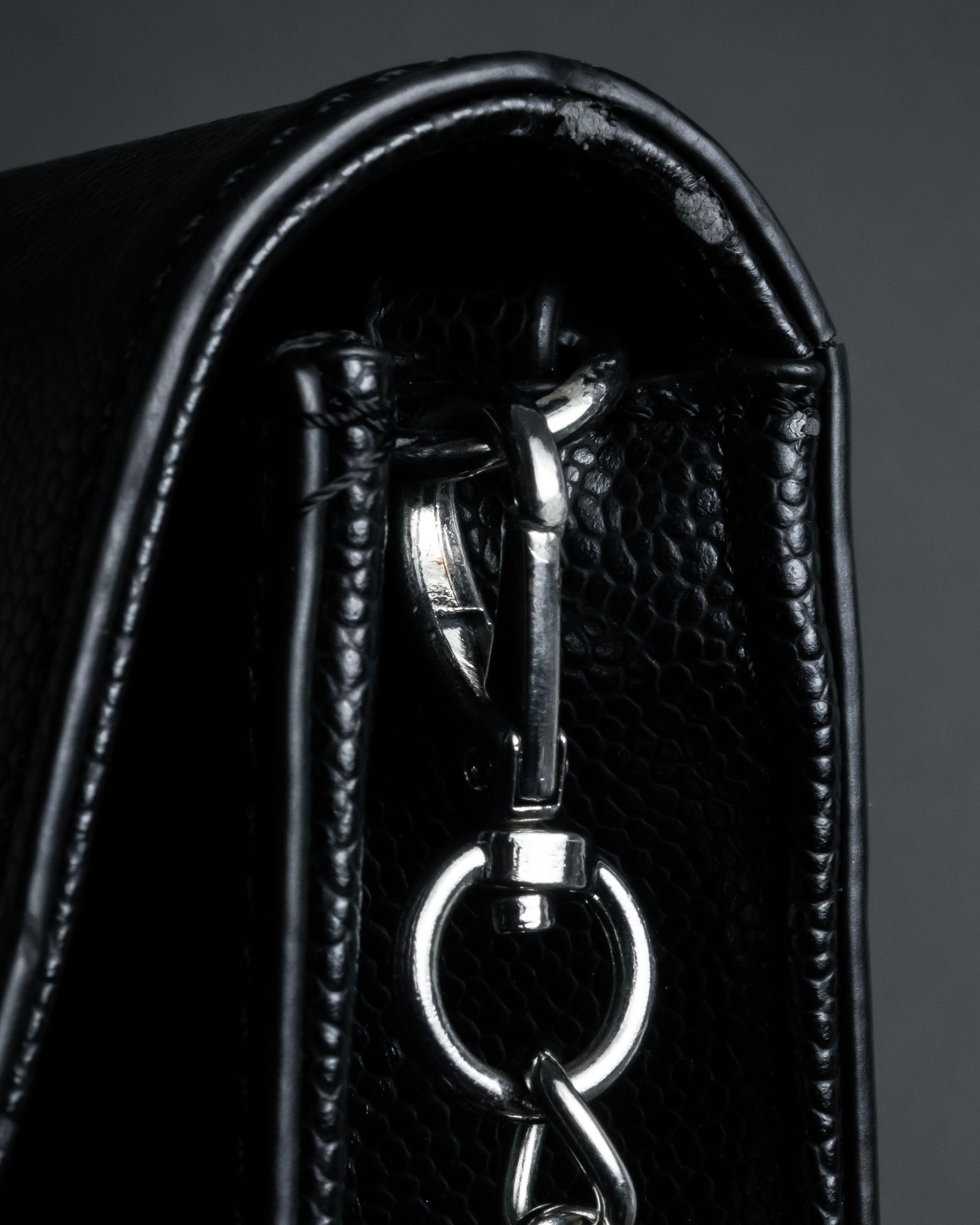 "VALENTINO" Textured leather V tassel chain shoulder bag