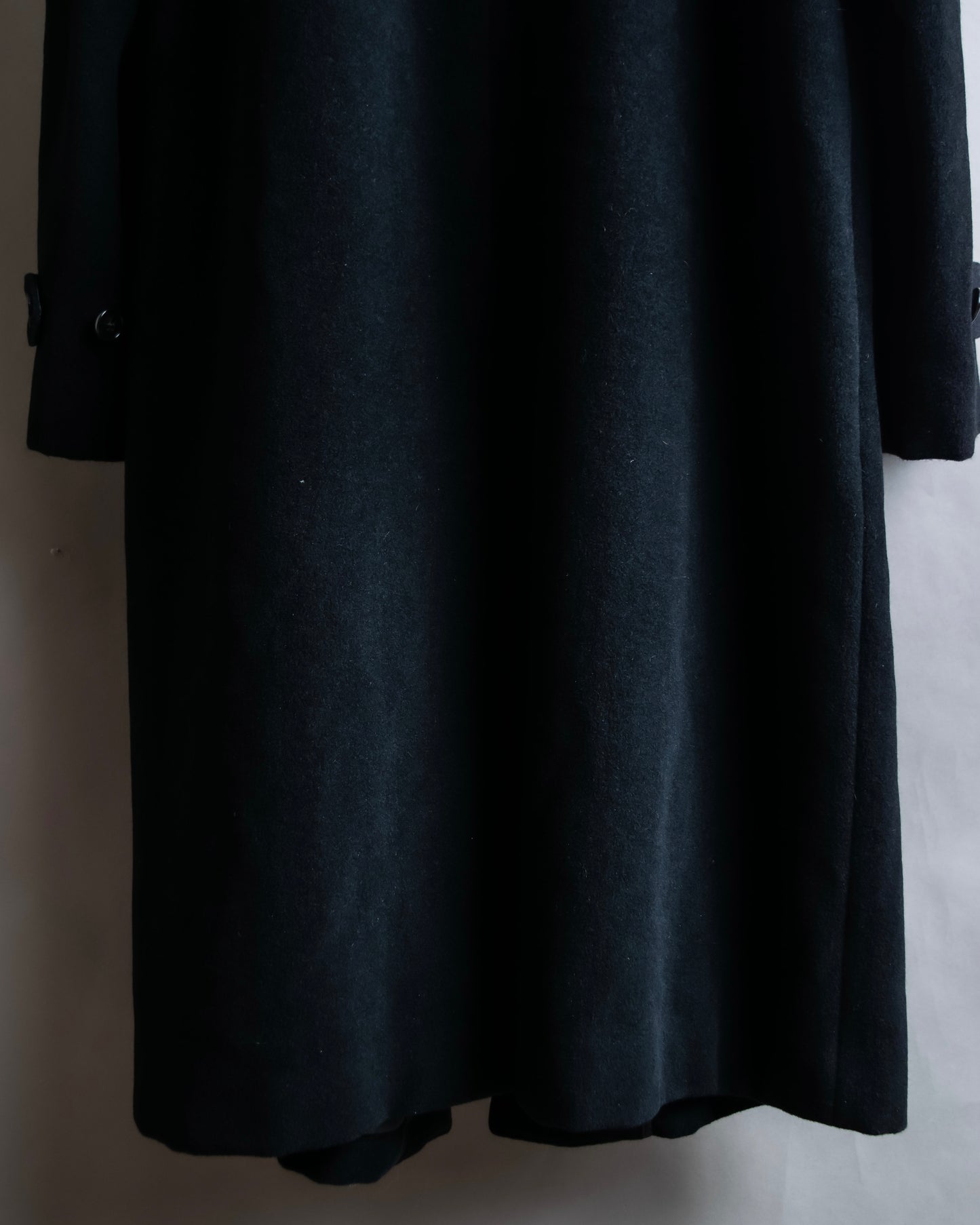 "YVES SAINT LAURENT" Fly front soutien collar mid length coat