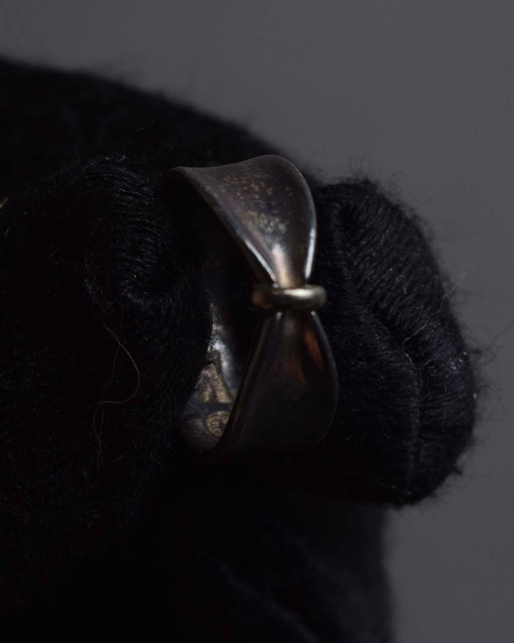 "GEORG JENSEN" Antique-like bowtie design silver ring