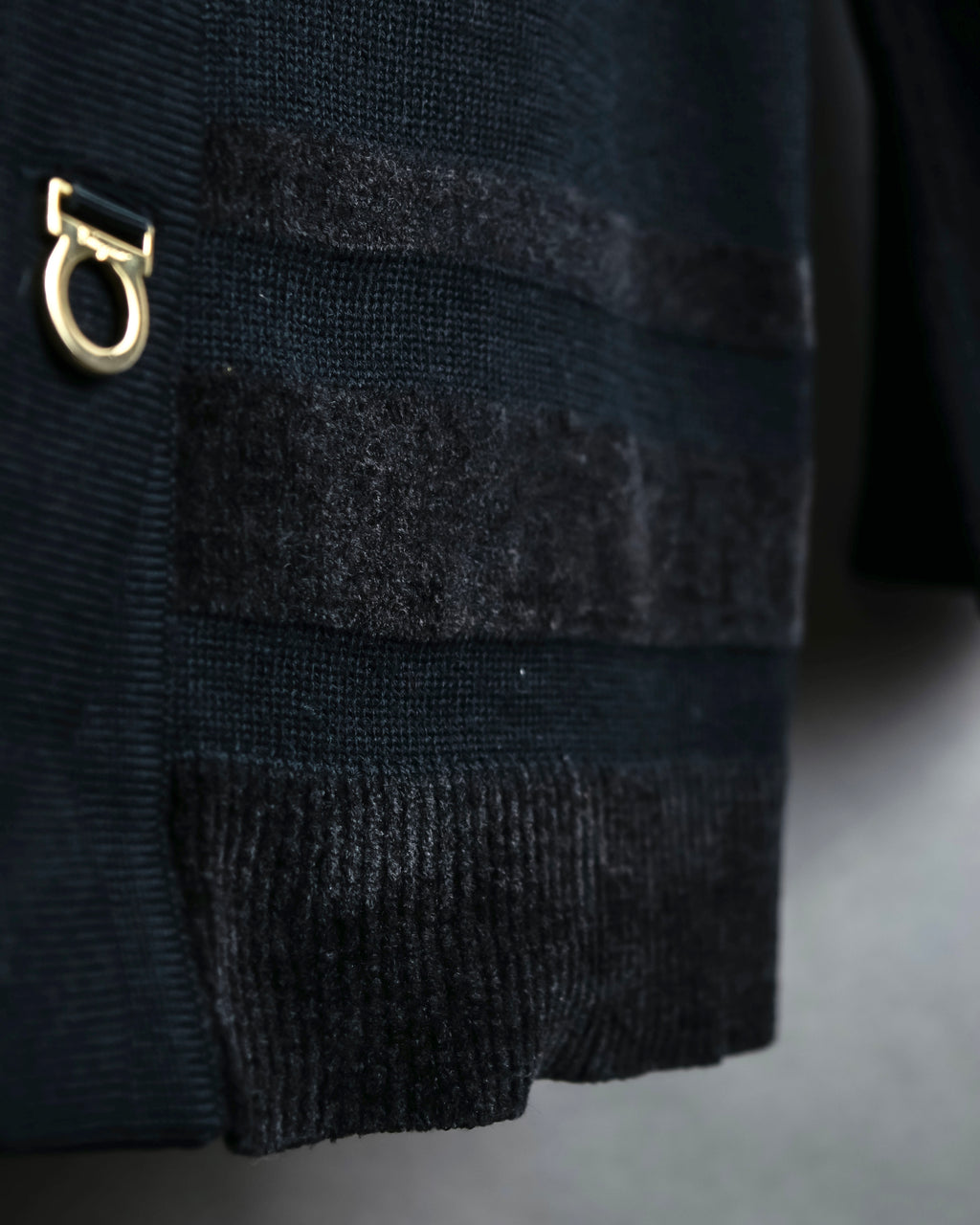 "Salvatore Ferragamo" Gancini design rayon mix cardigan