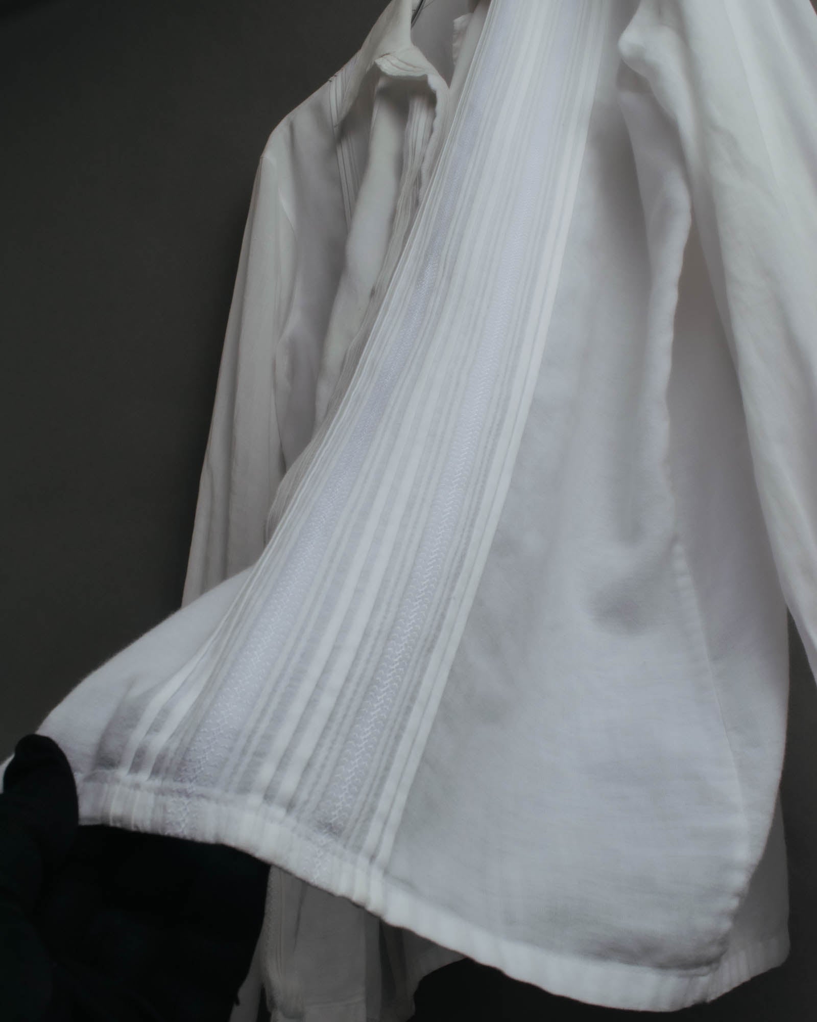 -SPECIAL- “Christian Dior” 90’s-00’s pleated bib dress shirt