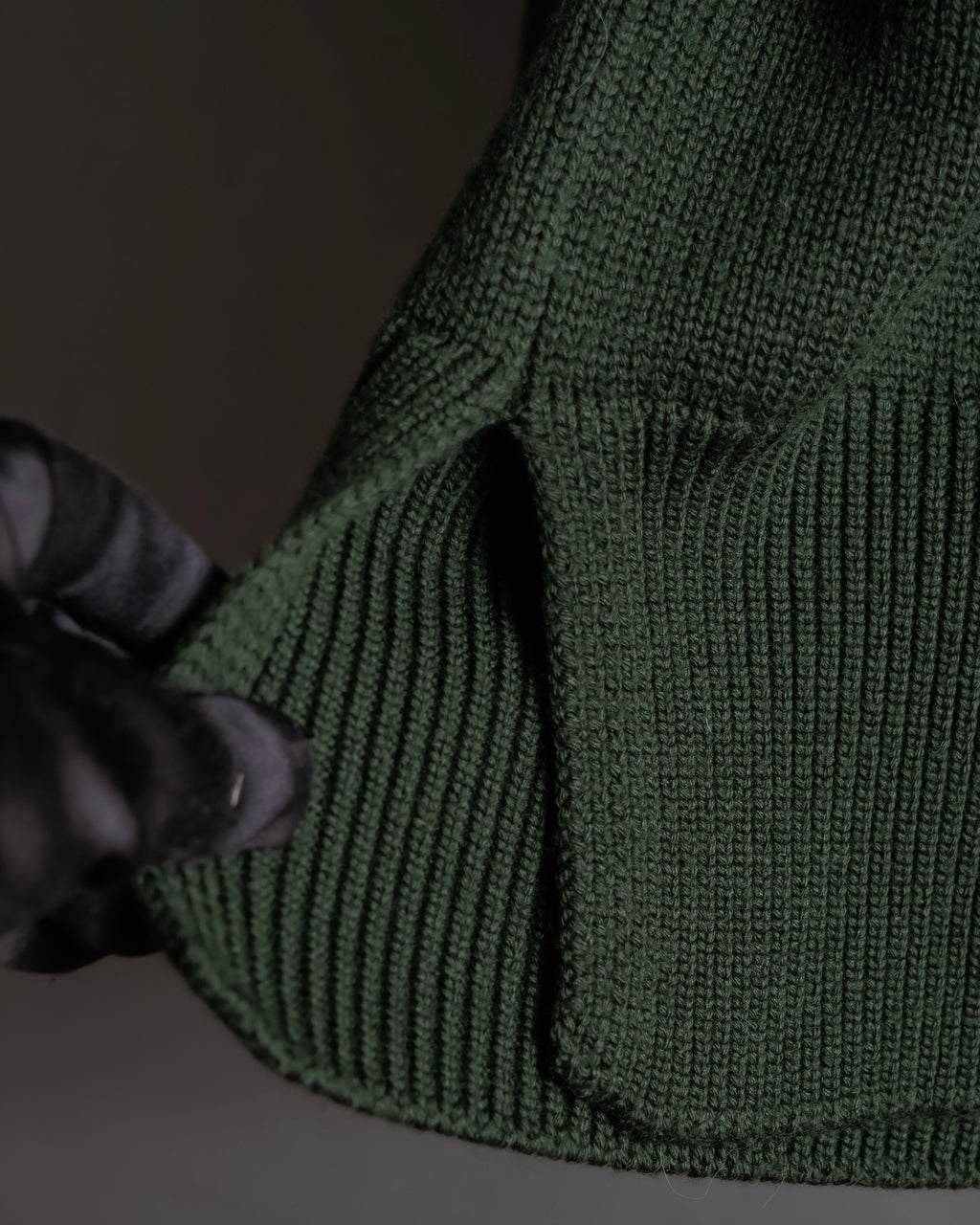 "MONCLER" Relaxed fit high neck lace change knit