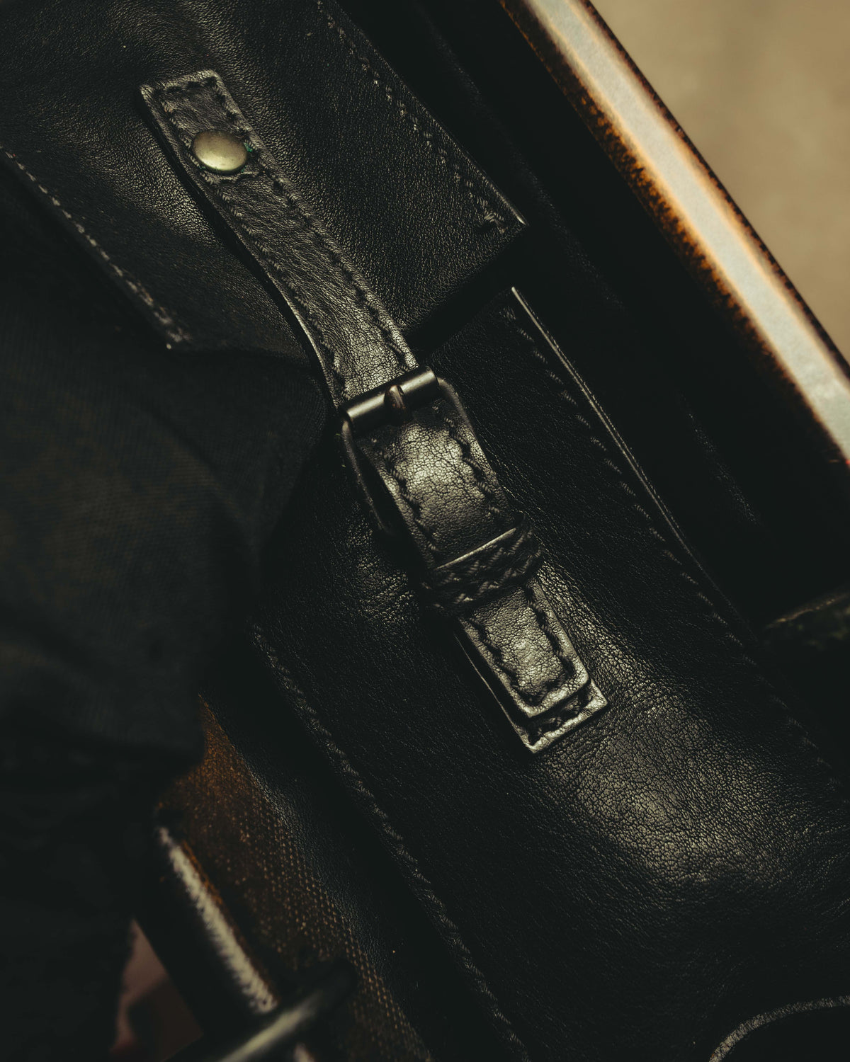 -SPECIAL- “GUCCI“ 90’s-00’s Structured frame gathered leather handbag