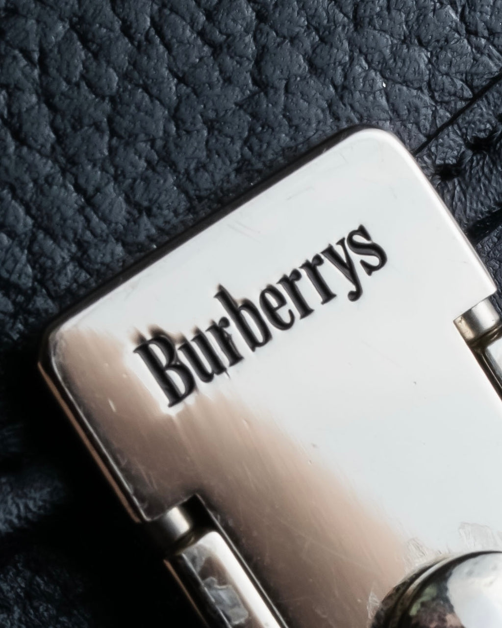 "BURBERRYS" Metal fittings design grain leather 2way bag