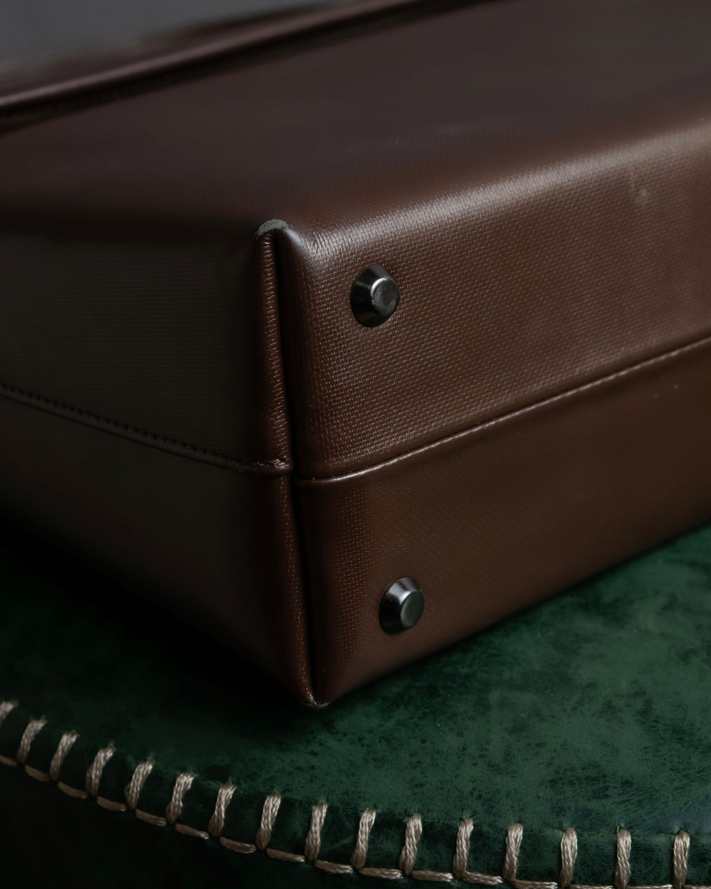 "GIVENCHY MAROQUINERIE" Trapezoidal brown leather one-handle bag