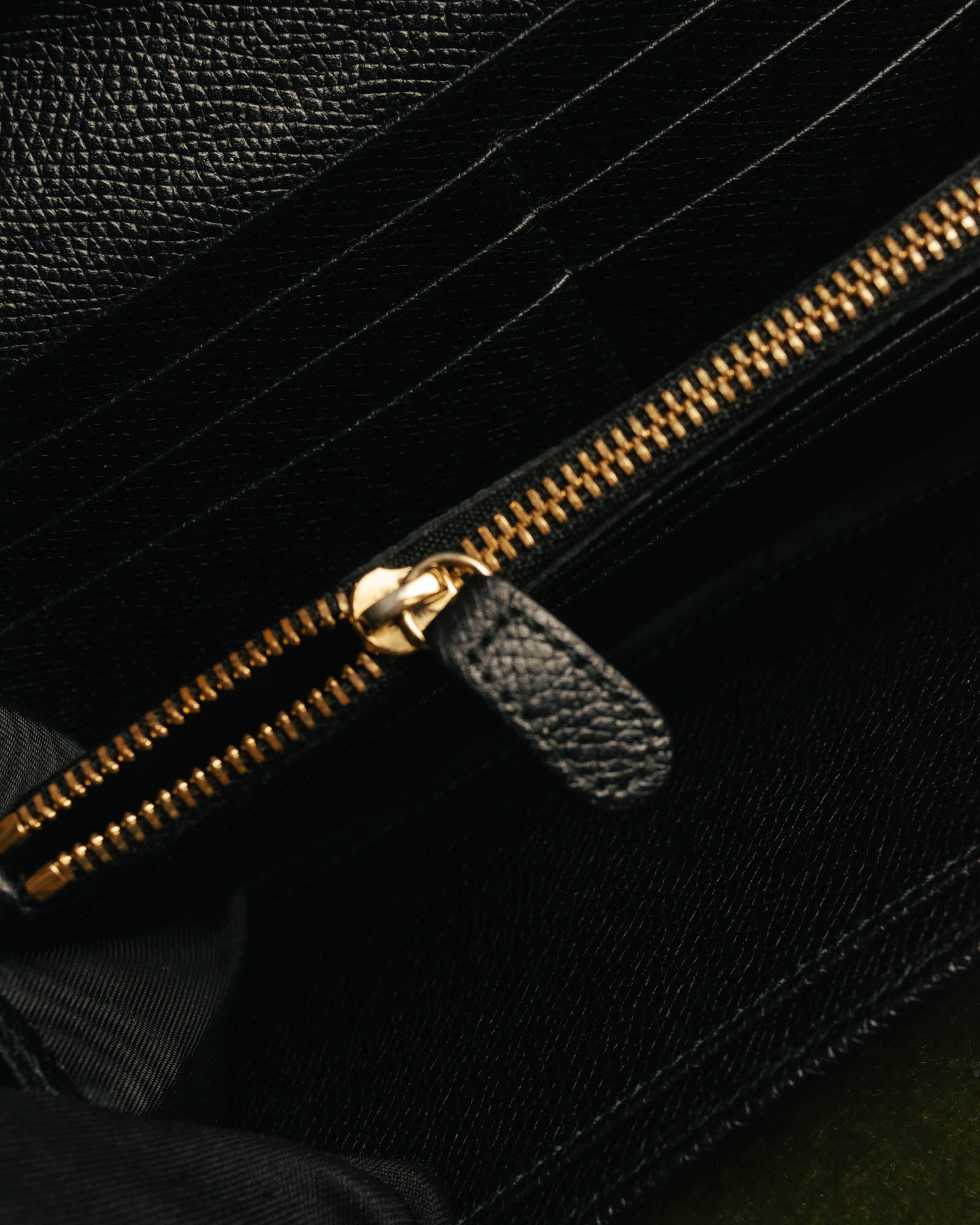 “Salvatore Ferragamo” Vintage gancini continental wallet